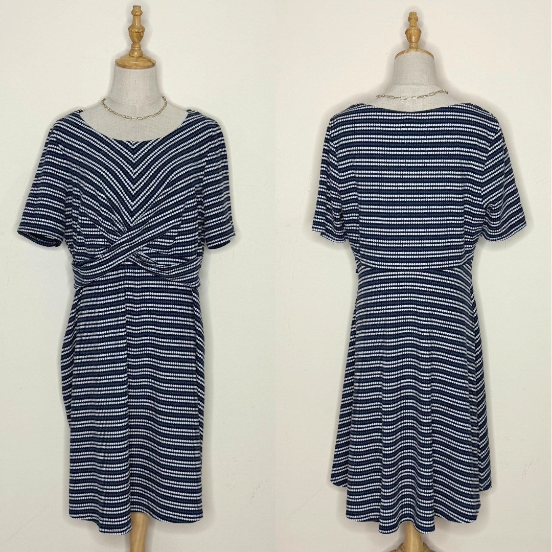 Striped Knit Dress with Twist Front (18 / 3XL)