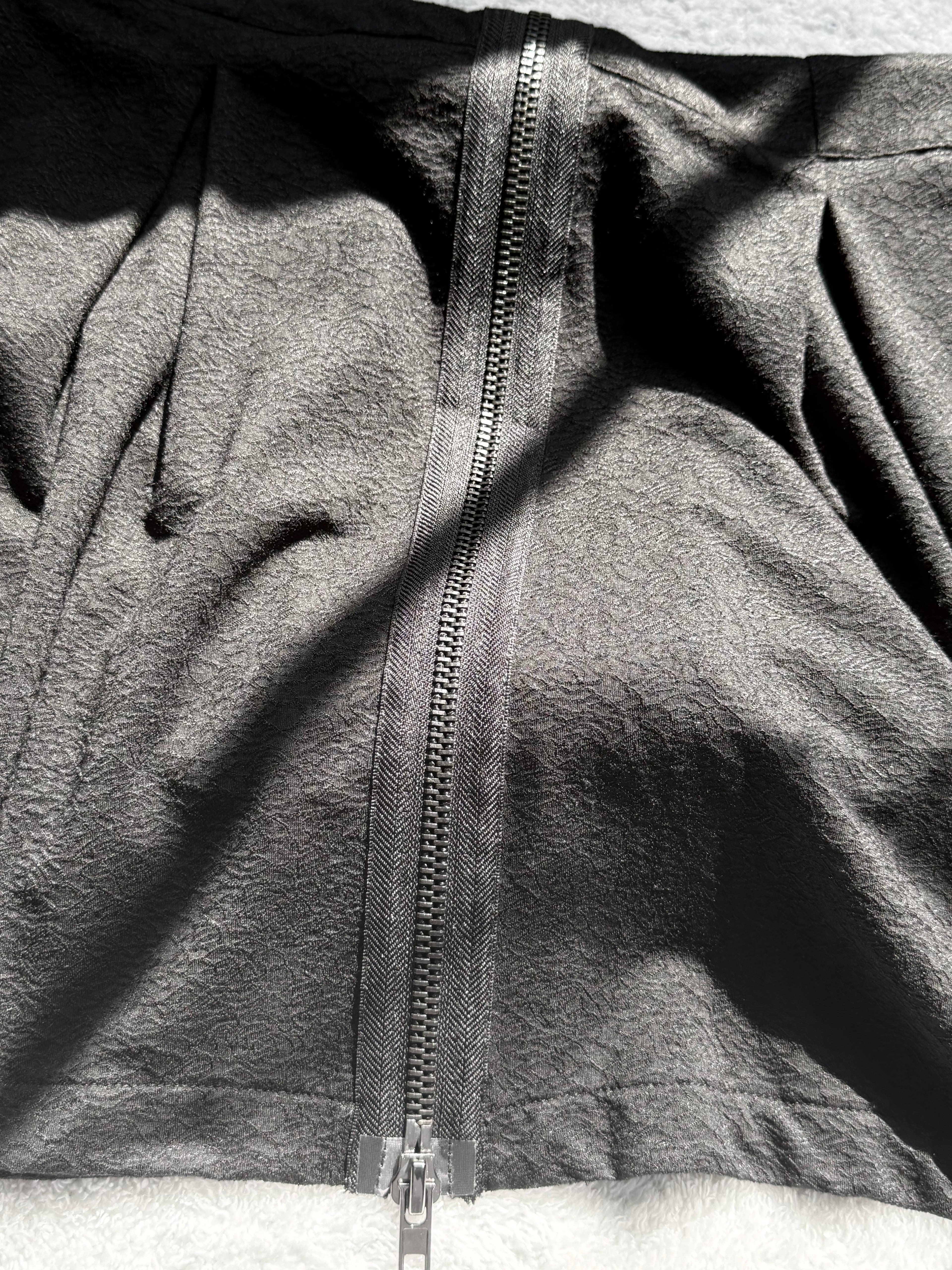 🖤 Classic Chic: Unbranded Preloved Black Midi Dress