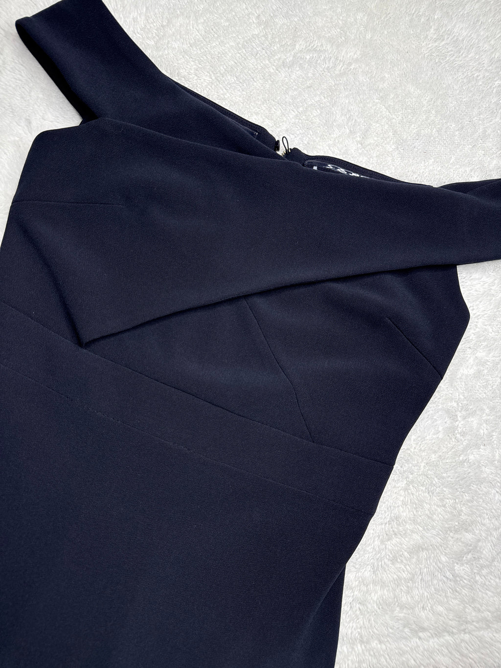 Portmans Off-the-Shoulder Sheath Dress (10 / Medium)