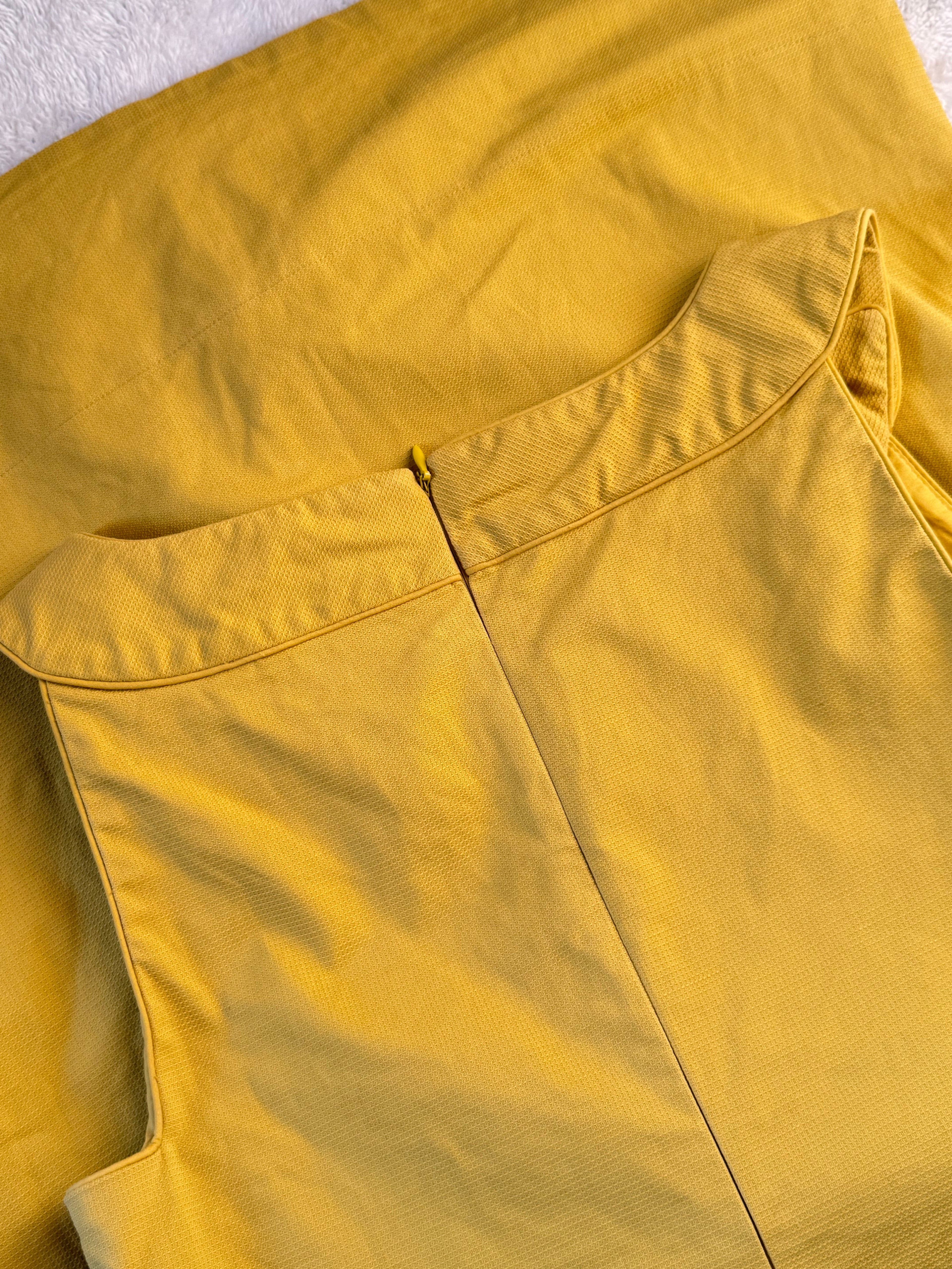 Cue Australia Bright Yellow Pleated Shift Dress | UK 8