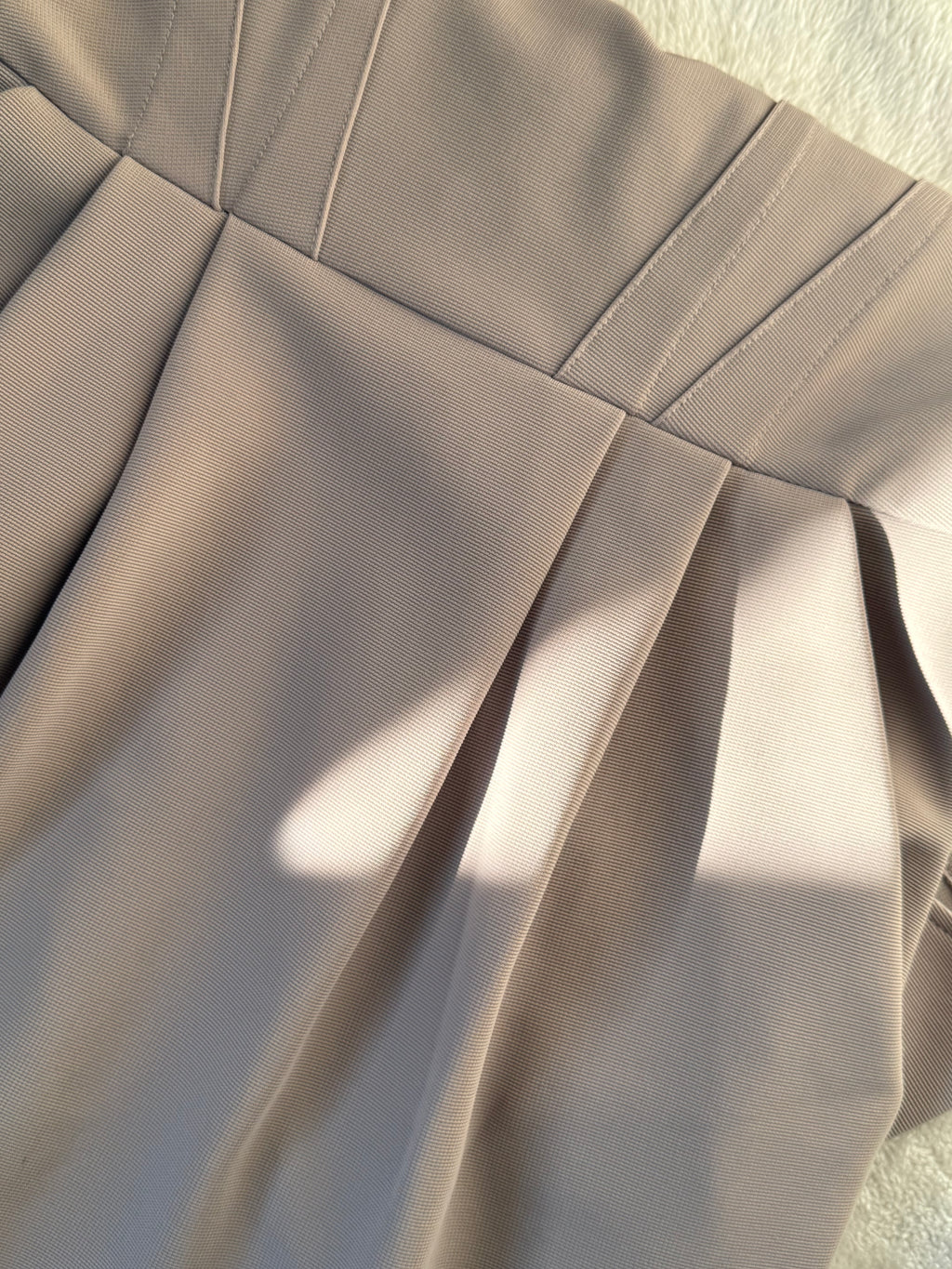 Chic Tempt V-Neck Sheath Dress | LARGE