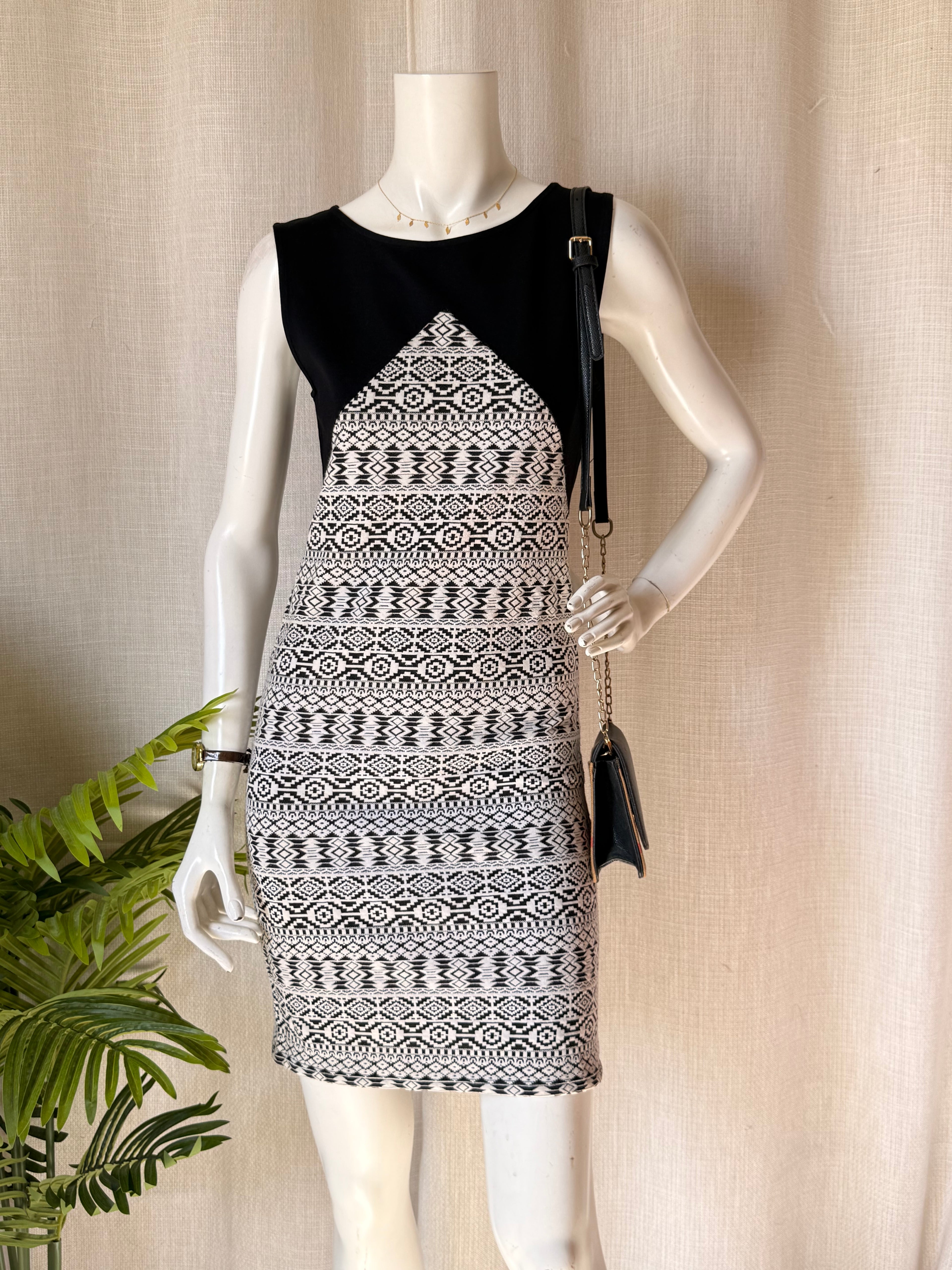 🇫🇷 Parisian Chic: NAF NAF Printed Dress (Size S)