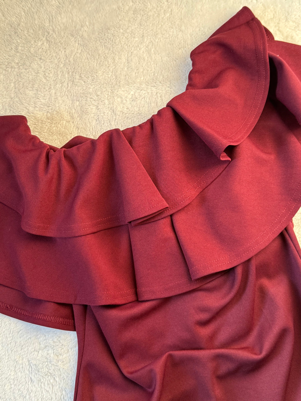 Elegant Boohoo Night Off-Shoulder Ruffle Midi Dress | UK 8