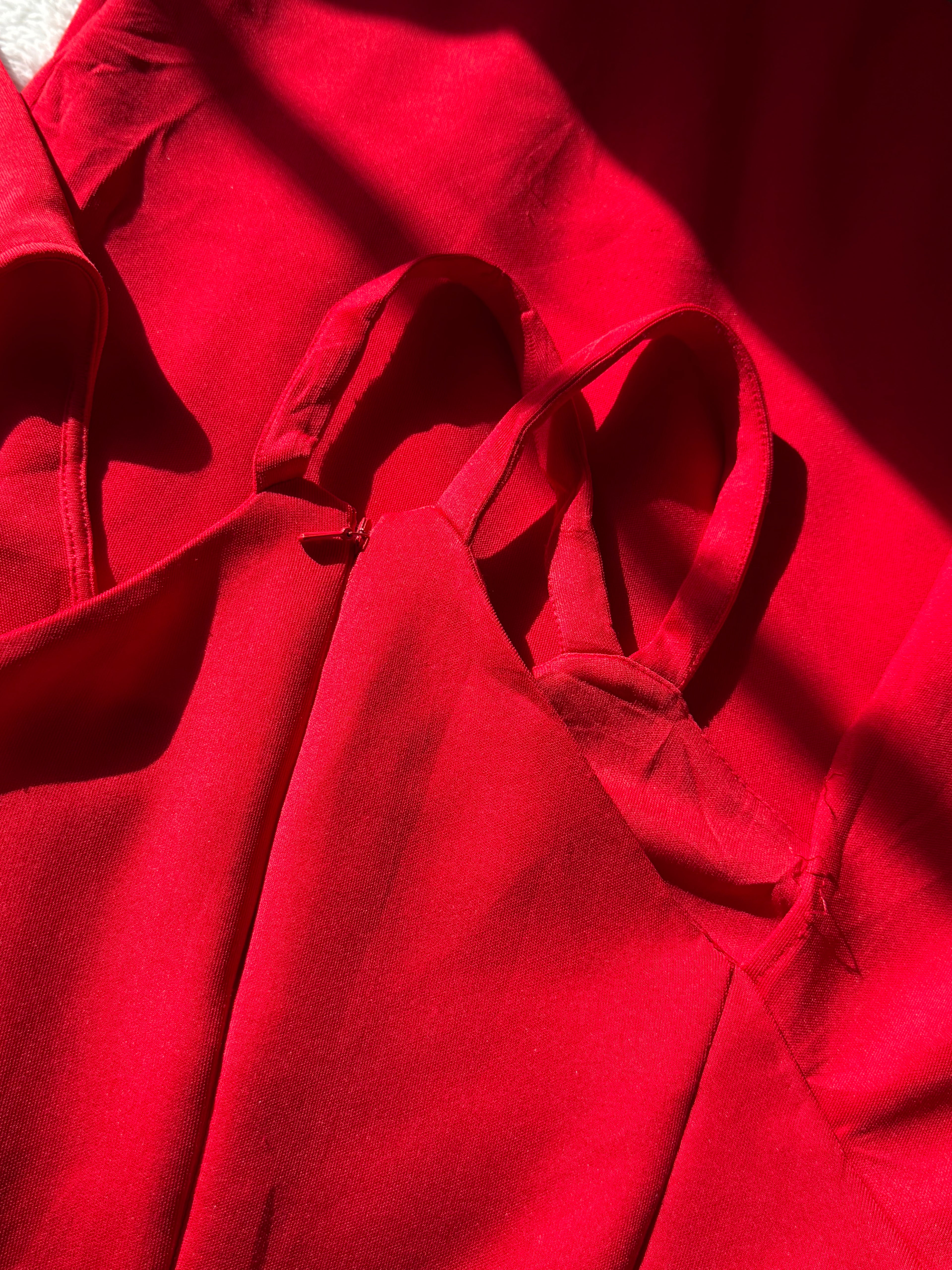 Stunning Preloved COAST Red Bodycon Dress - UK 10 for 25 AED!