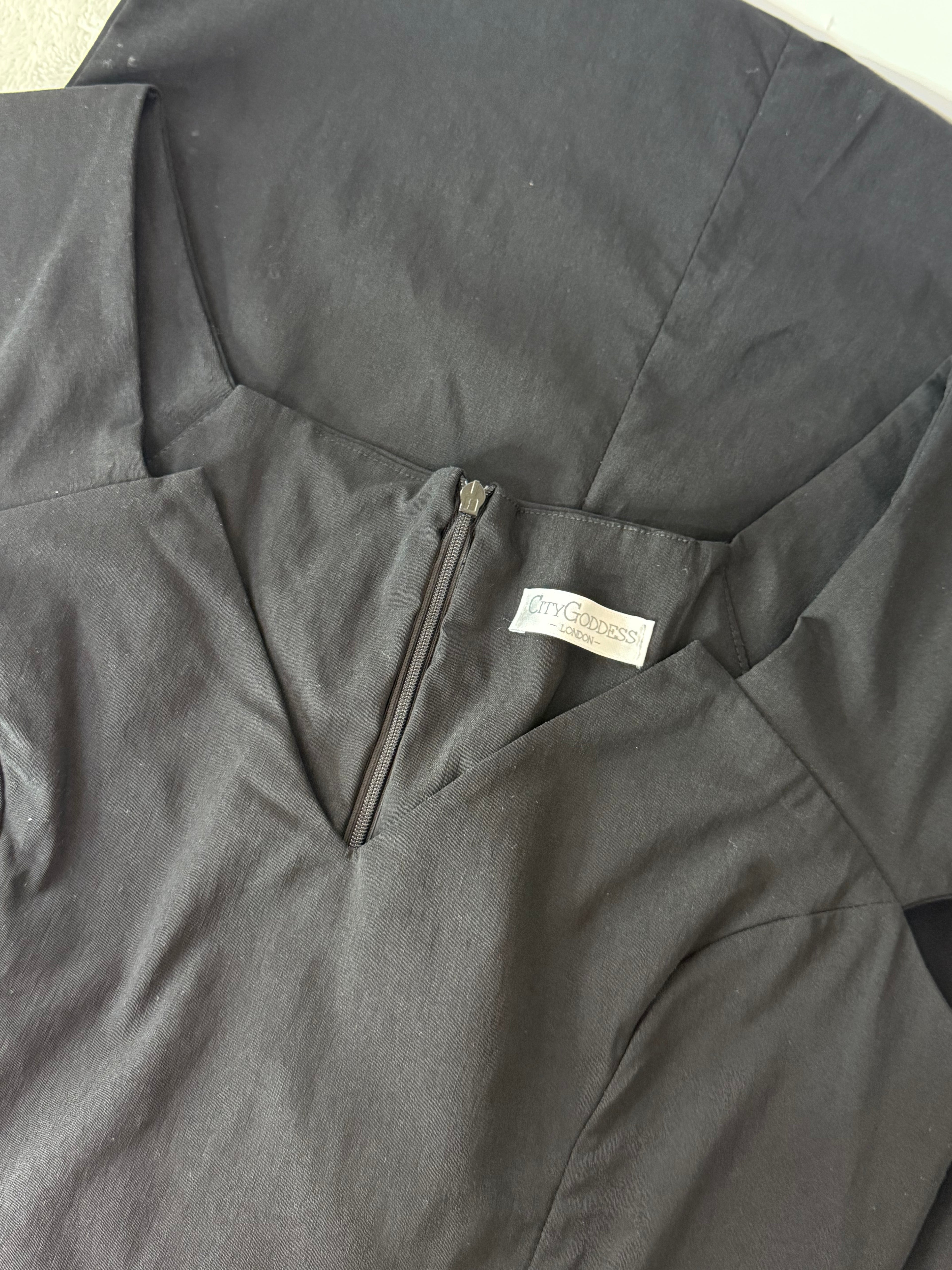 CITY GODDESS LONDON Black Structured V-Neck Pencil Dress | UK 14 (Preloved)