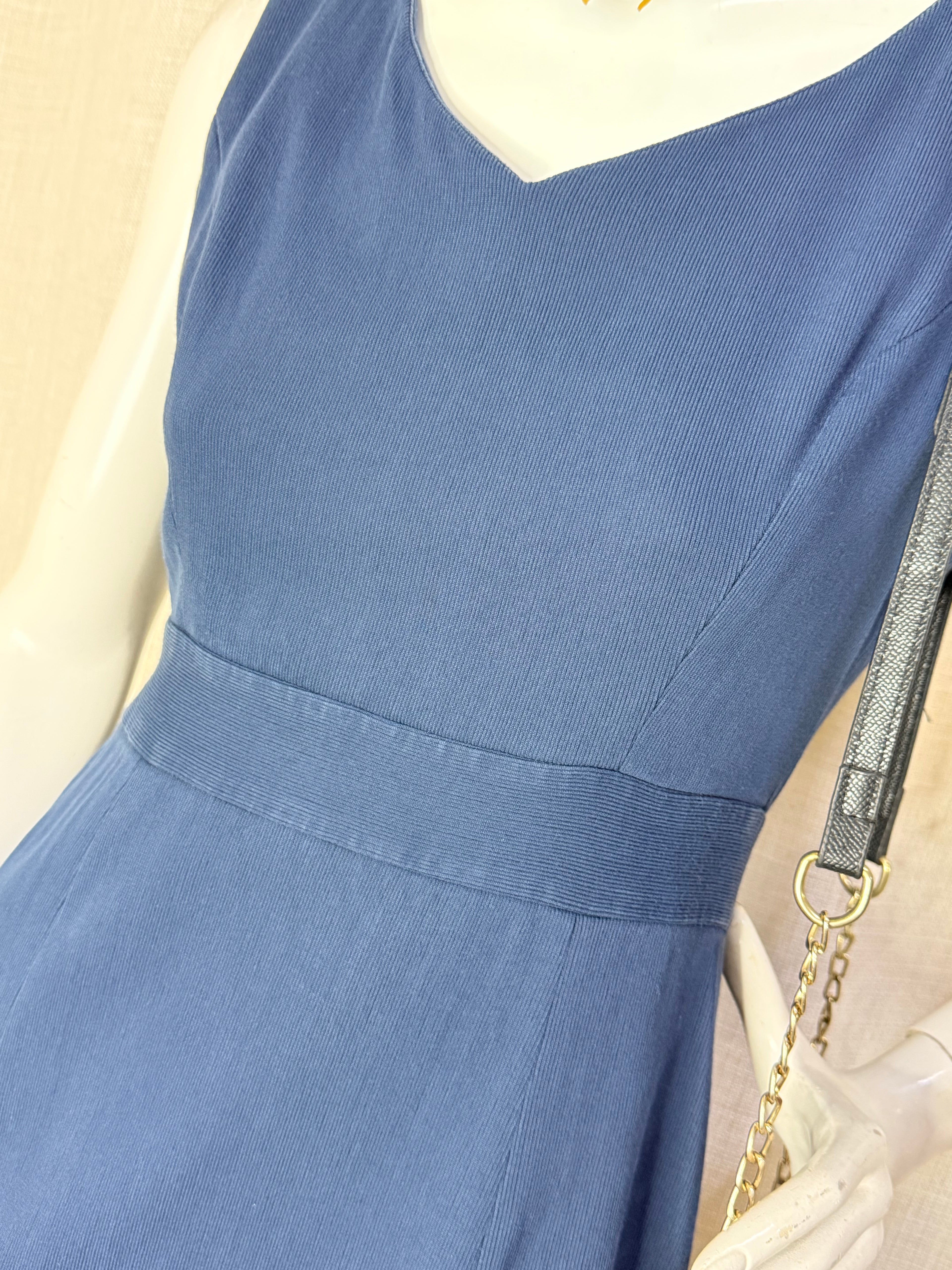 D.H.E. Business Direction Slate Blue Ribbed V-Neck Mini Shift Dress – Size M / UK 10