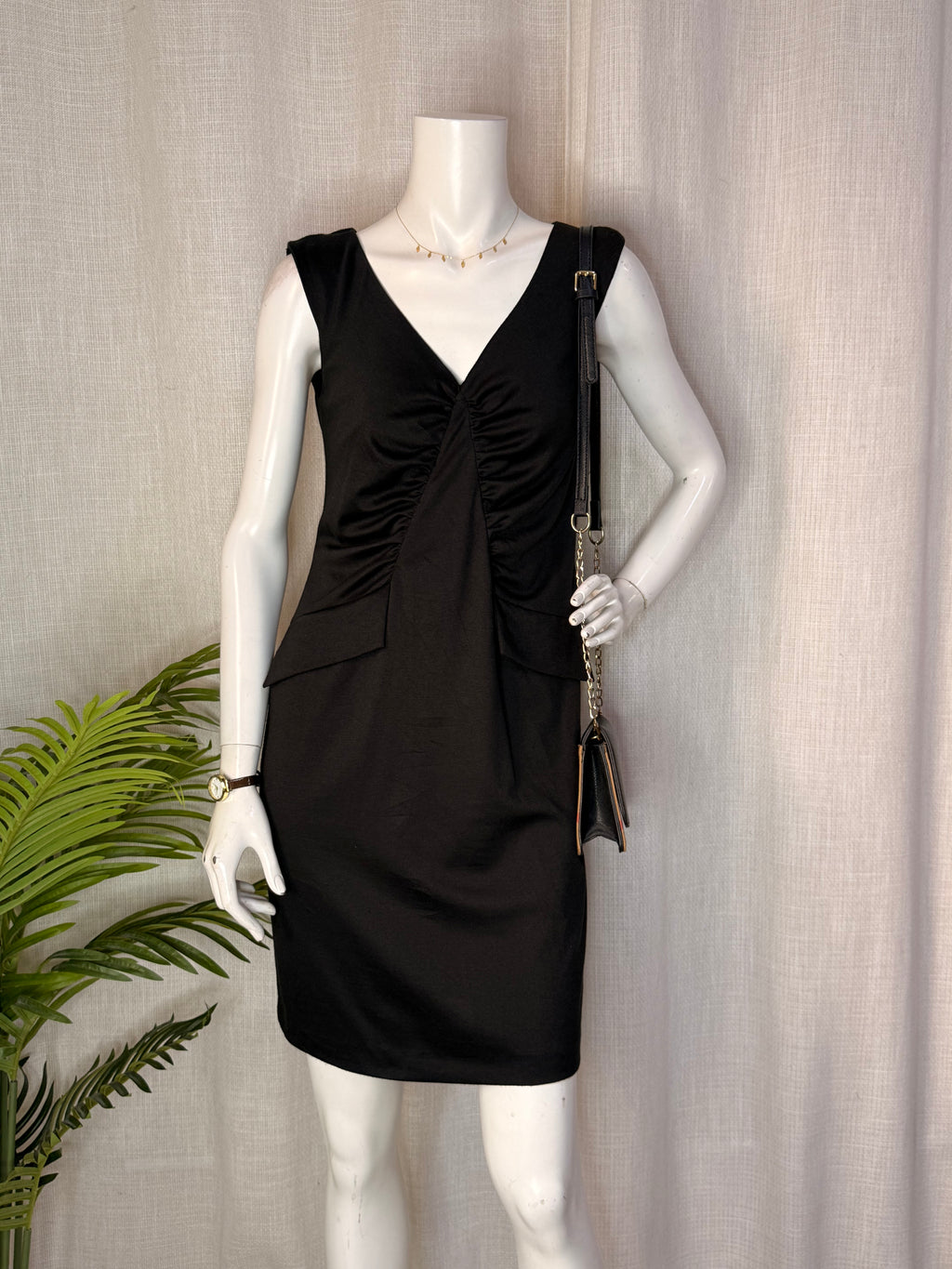 Studio Classics Black Ruched V-Neck Midi Dress – Size Large | Elegant Evening & Work Dress
