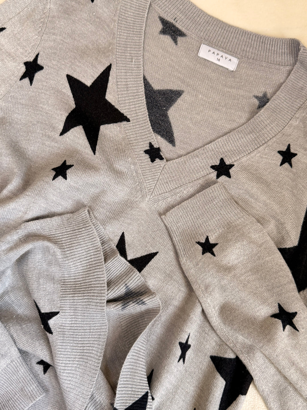Matalan Gray Star Print V-Neck Sweater | UK 14