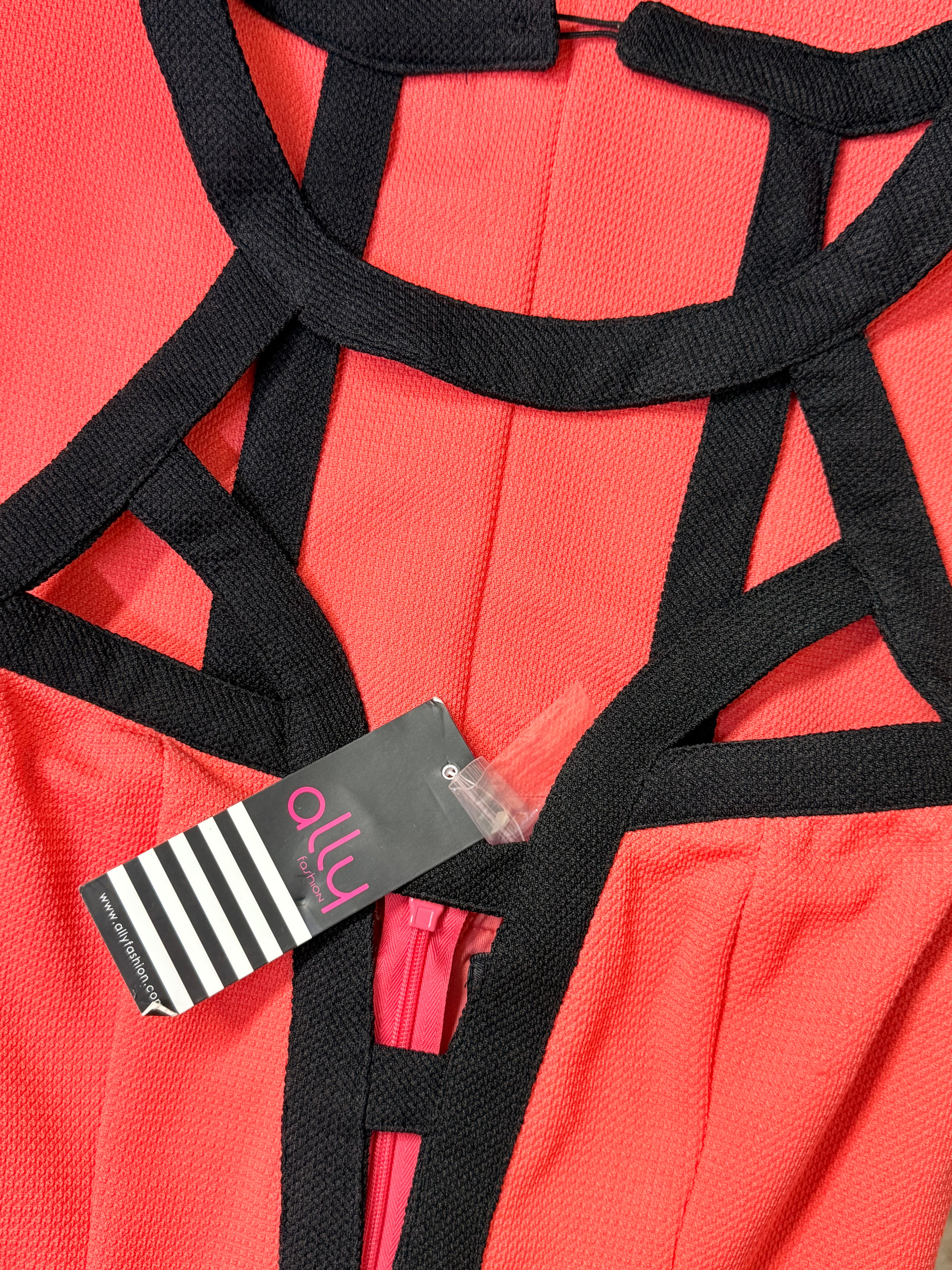 Ally Fashion Coral & Black Contrast Paneling Cutout Bodycon Dress – Size XS / UK 6 | NWT