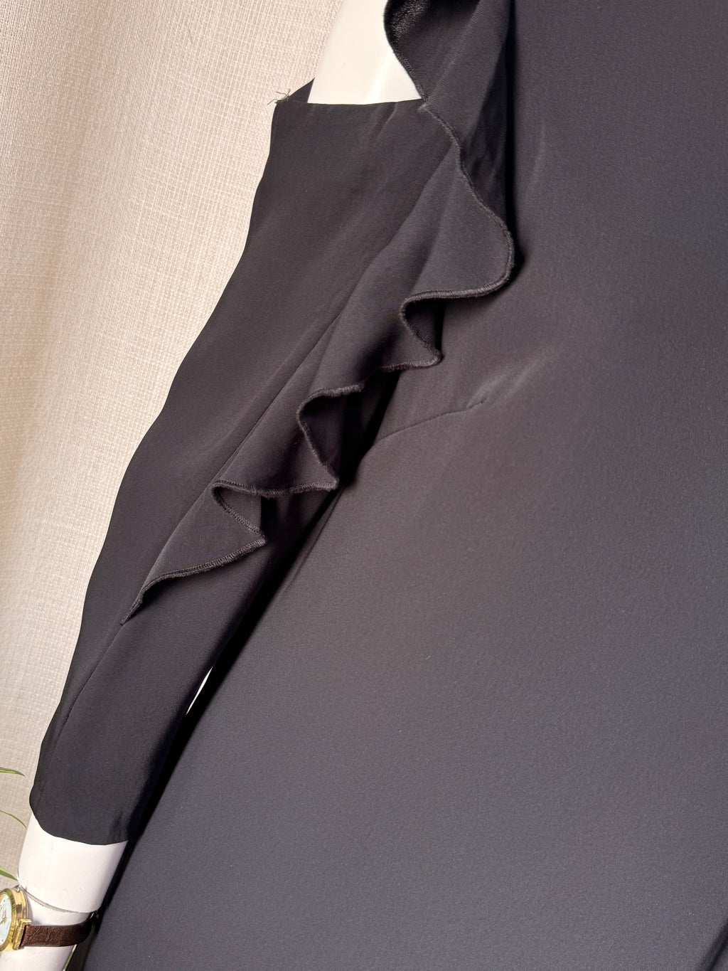 F&F Black Cold Shoulder Ruffle Shift Dress – UK 10 | Elegant Party & Evening Dress