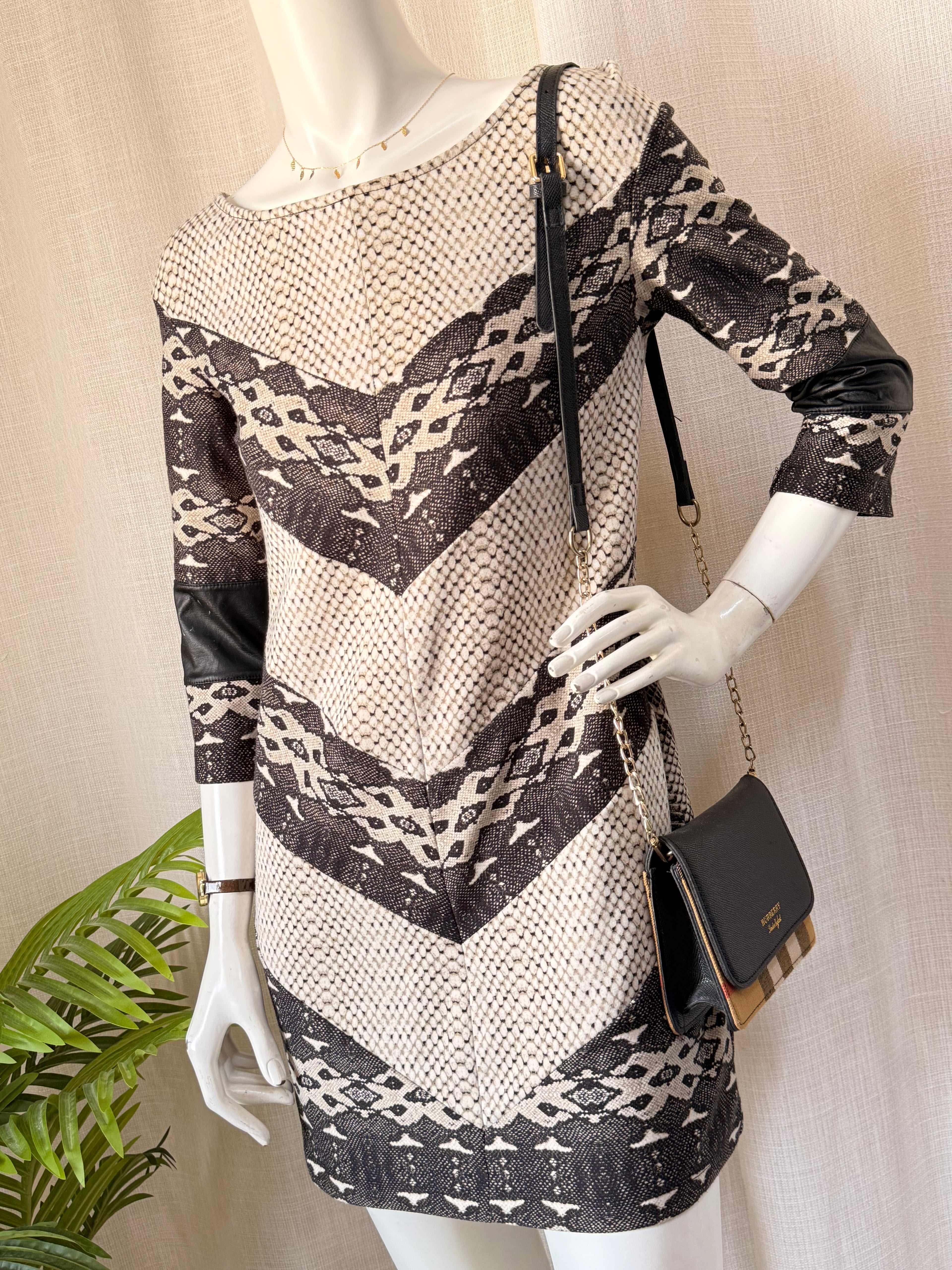 Stradivarius Snakeskin Print Chevron Mini Dress – Size M