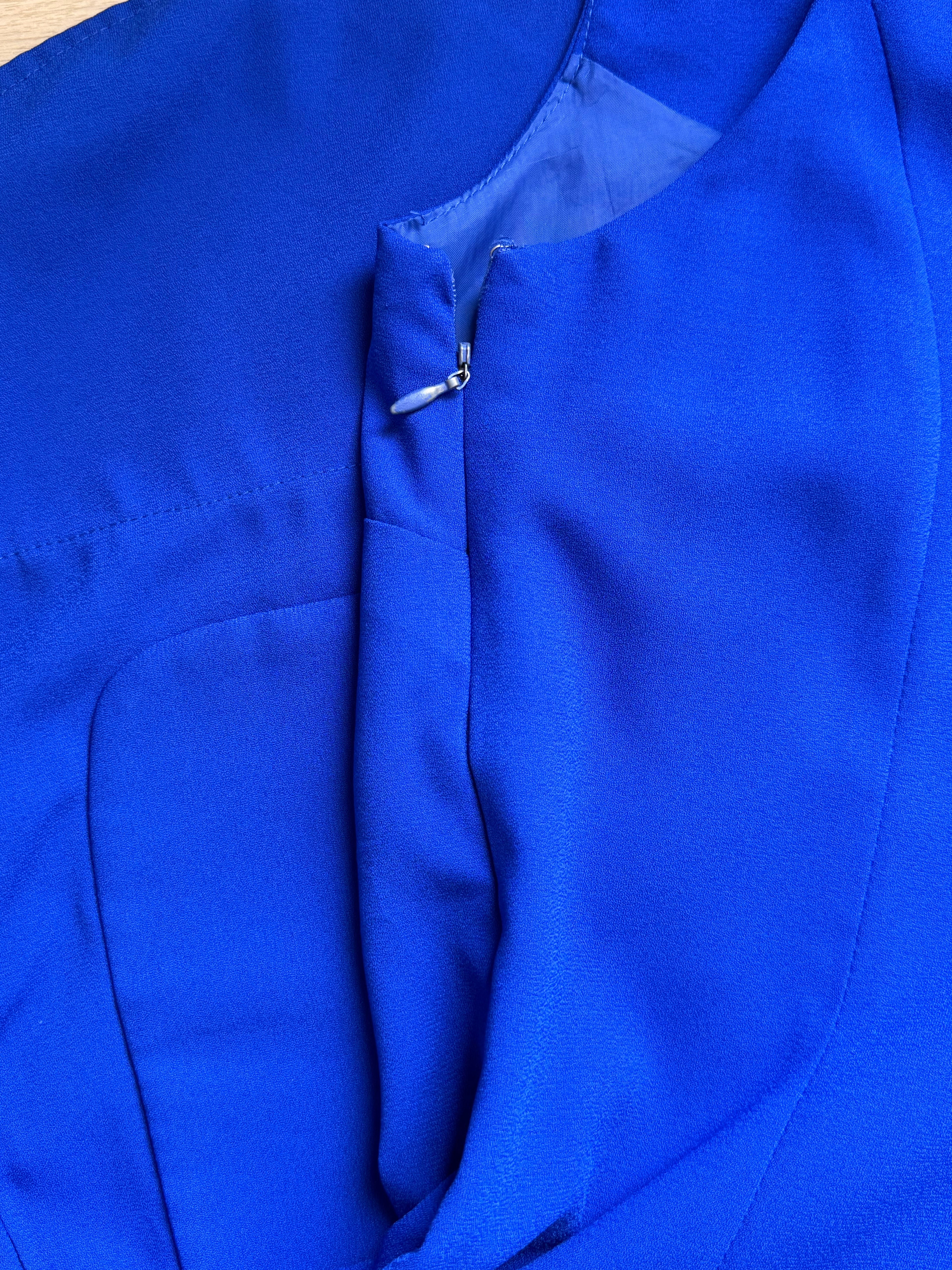 A|wear Cobalt Blue V-Neck Shift Dress with Front Pockets