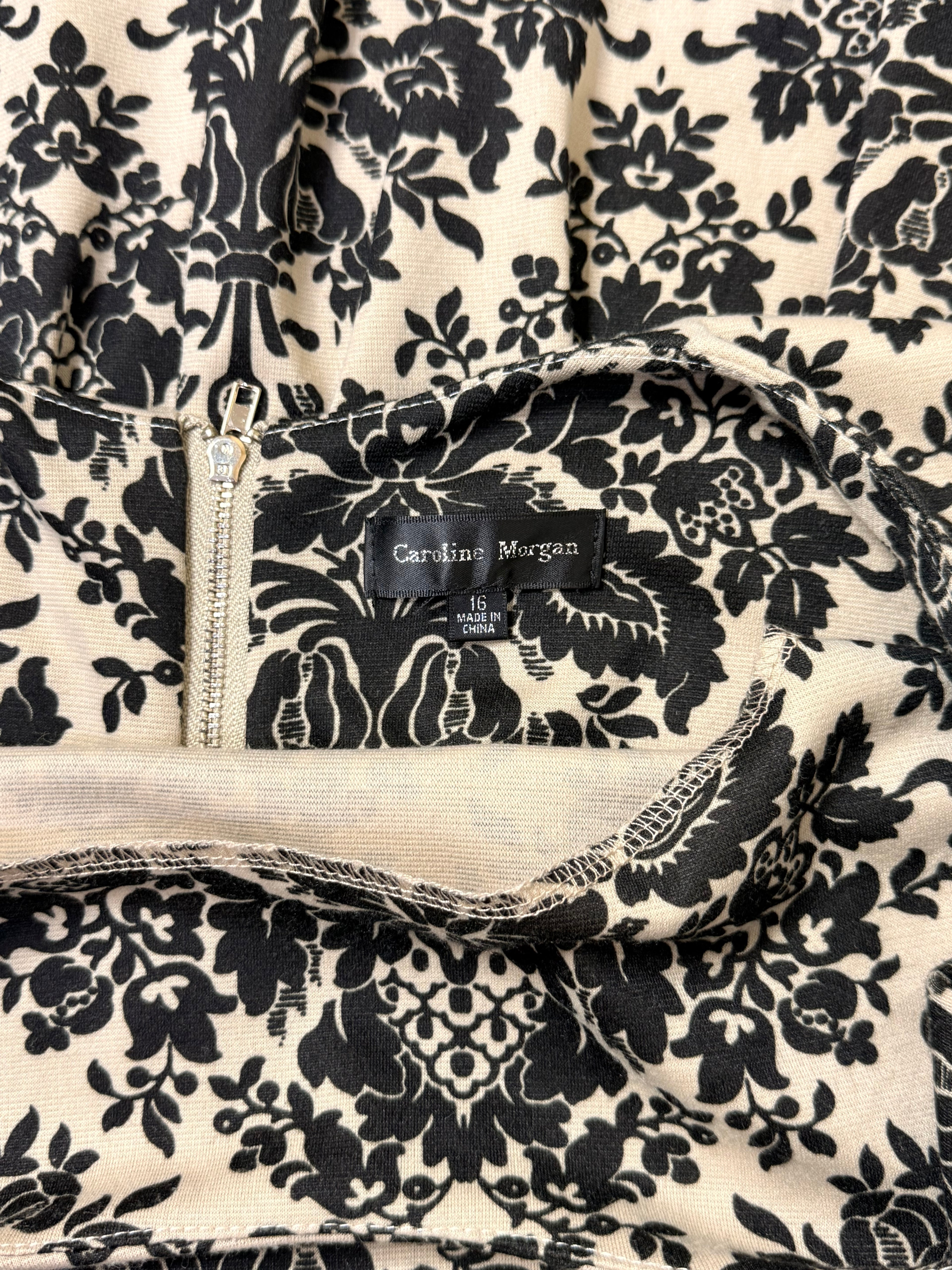 Caroline Morgan Black & Beige Damask Floral skater Dress - Size AU/UK 16 - XL