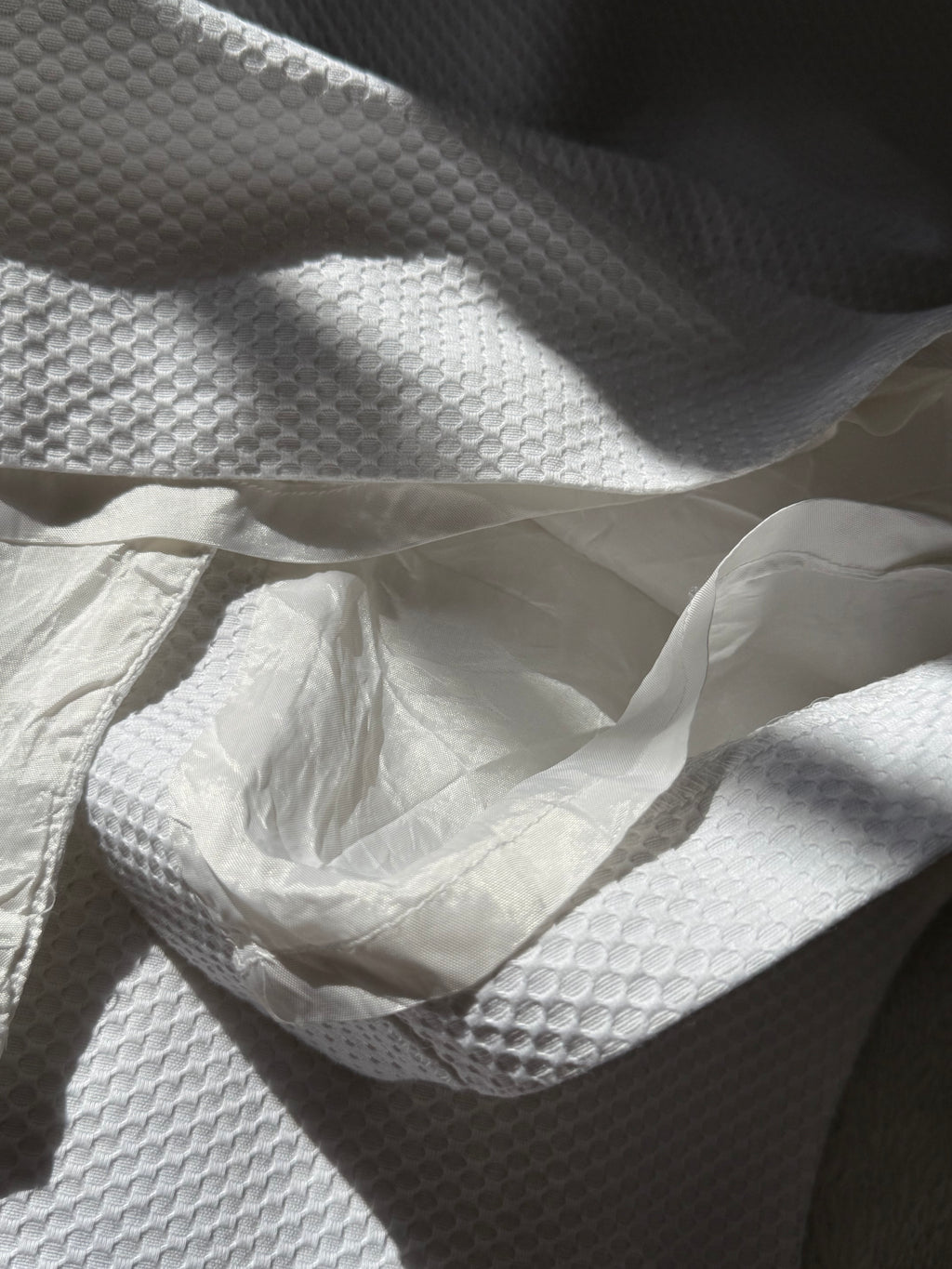 Crisp Preloved PURE White Dress - UK 16 for 45 AED