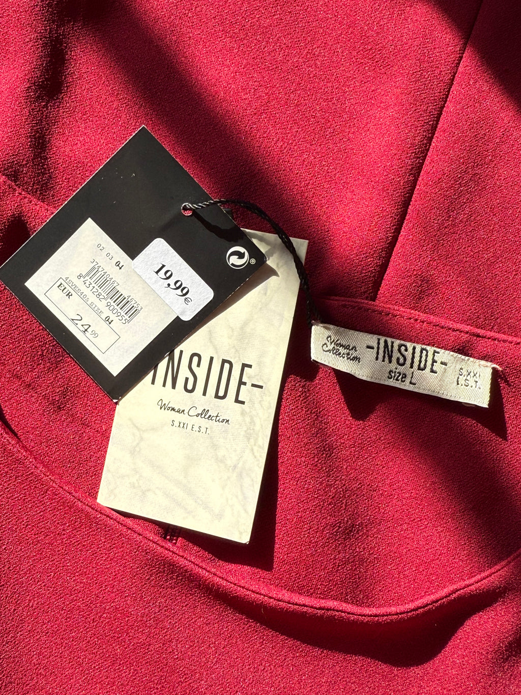 WITH TAG Distinctive Preloved INSIDE Dress with Sleeve Detail - Large, 40 AED!