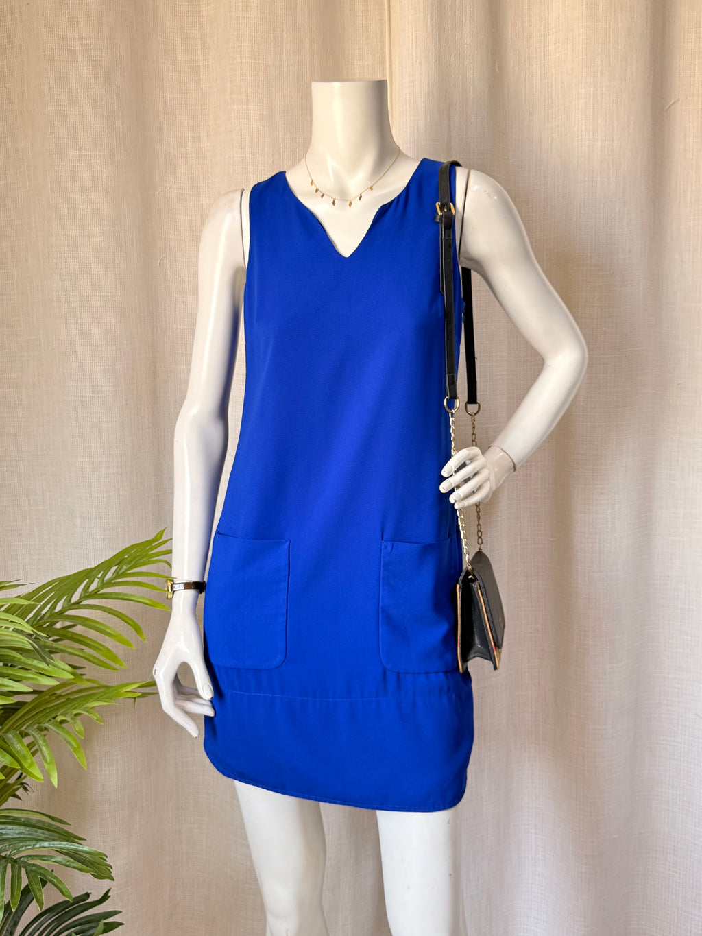A|wear Cobalt Blue V-Neck Shift Dress with Front Pockets