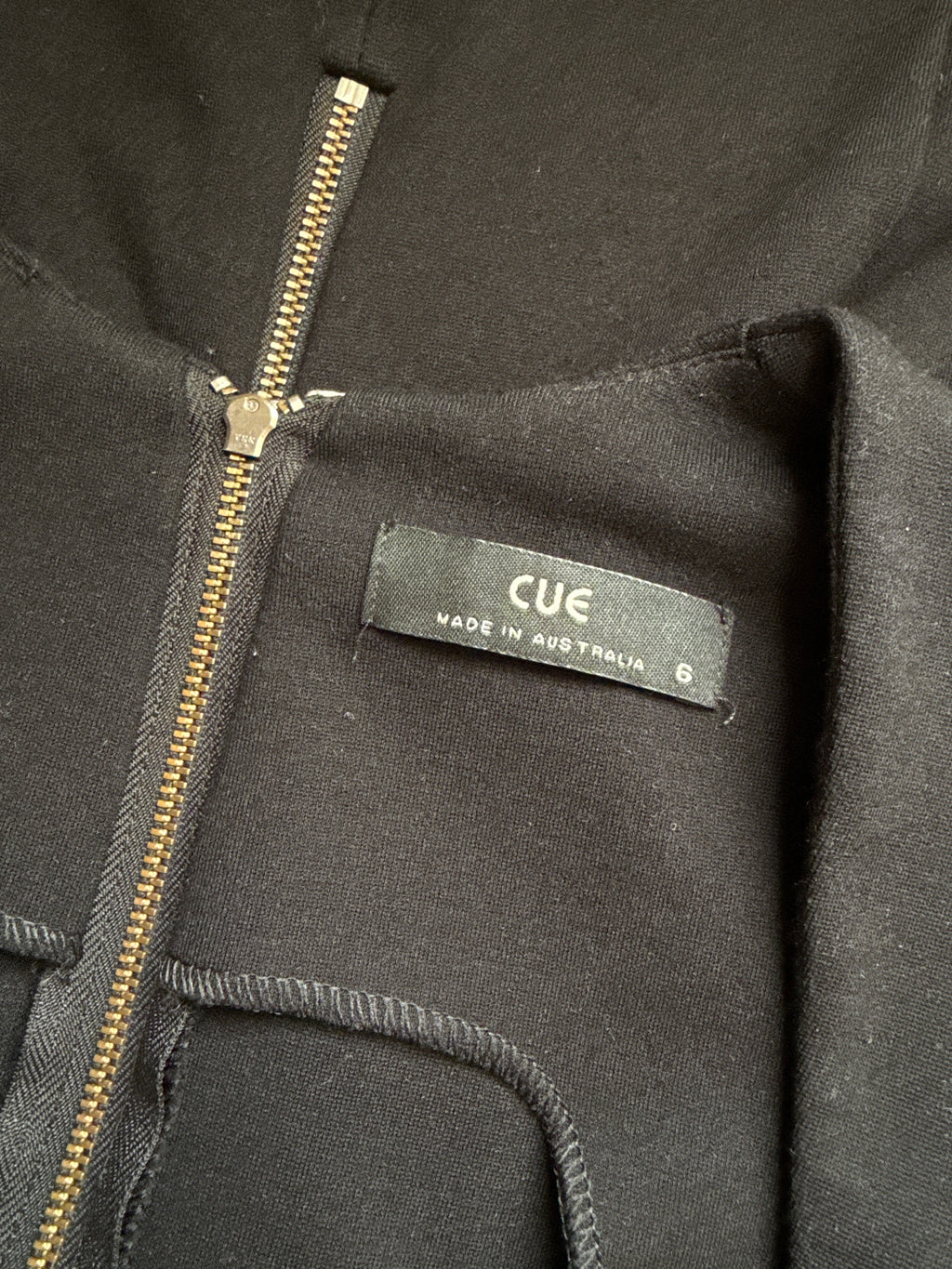 Cue Australia Black Long-Sleeve Dress (AU 6 / 2XS)