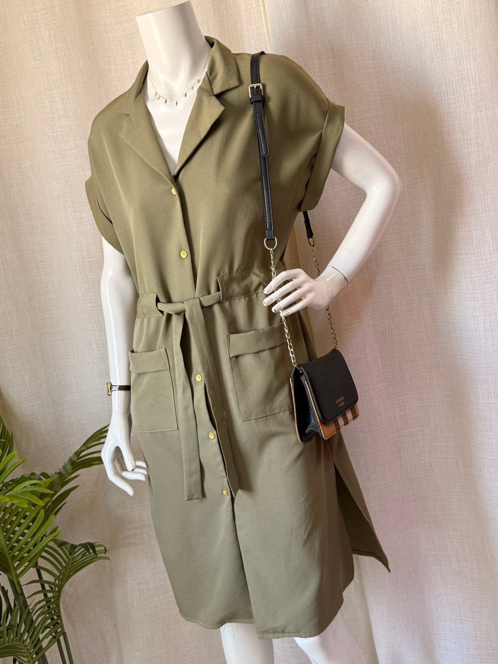 TEMT Collection Olive Green Short Sleeve Button-Down Shirt Dress (Size 8)
