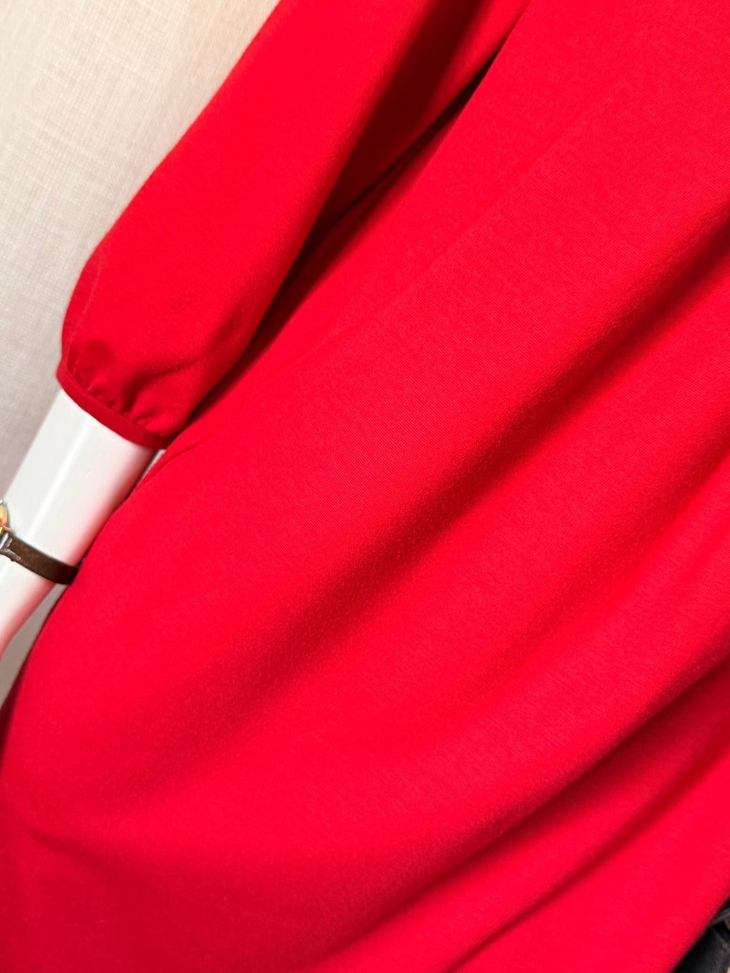 Alex & Co. Pleated Round Neck 3/4 Sleeve Shift Dress in Vibrant Red