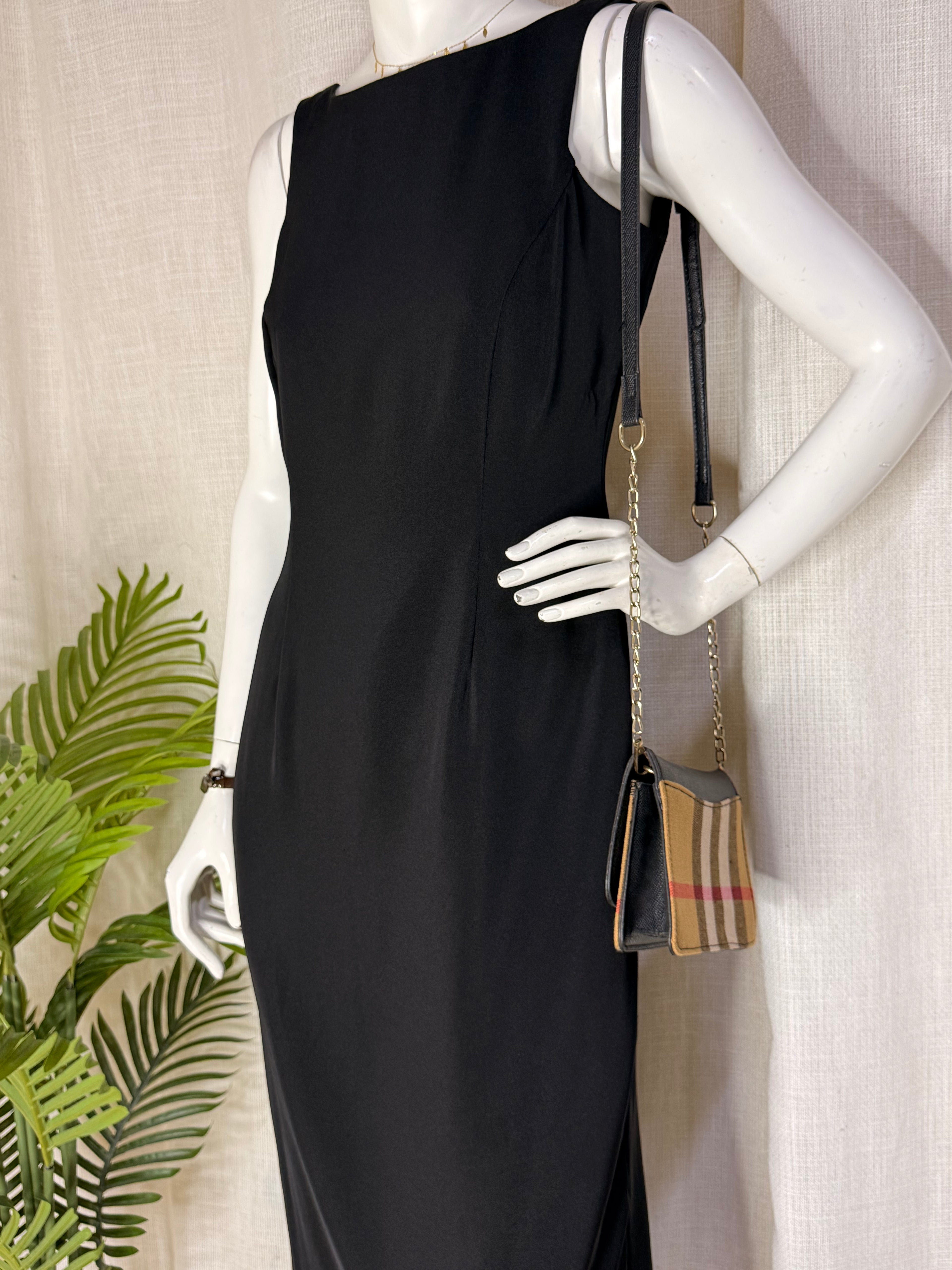 DOROTHY PERKINS Sleek Boat Neck Column Maxi Dress - Classic Black (Size UK 10 / M)