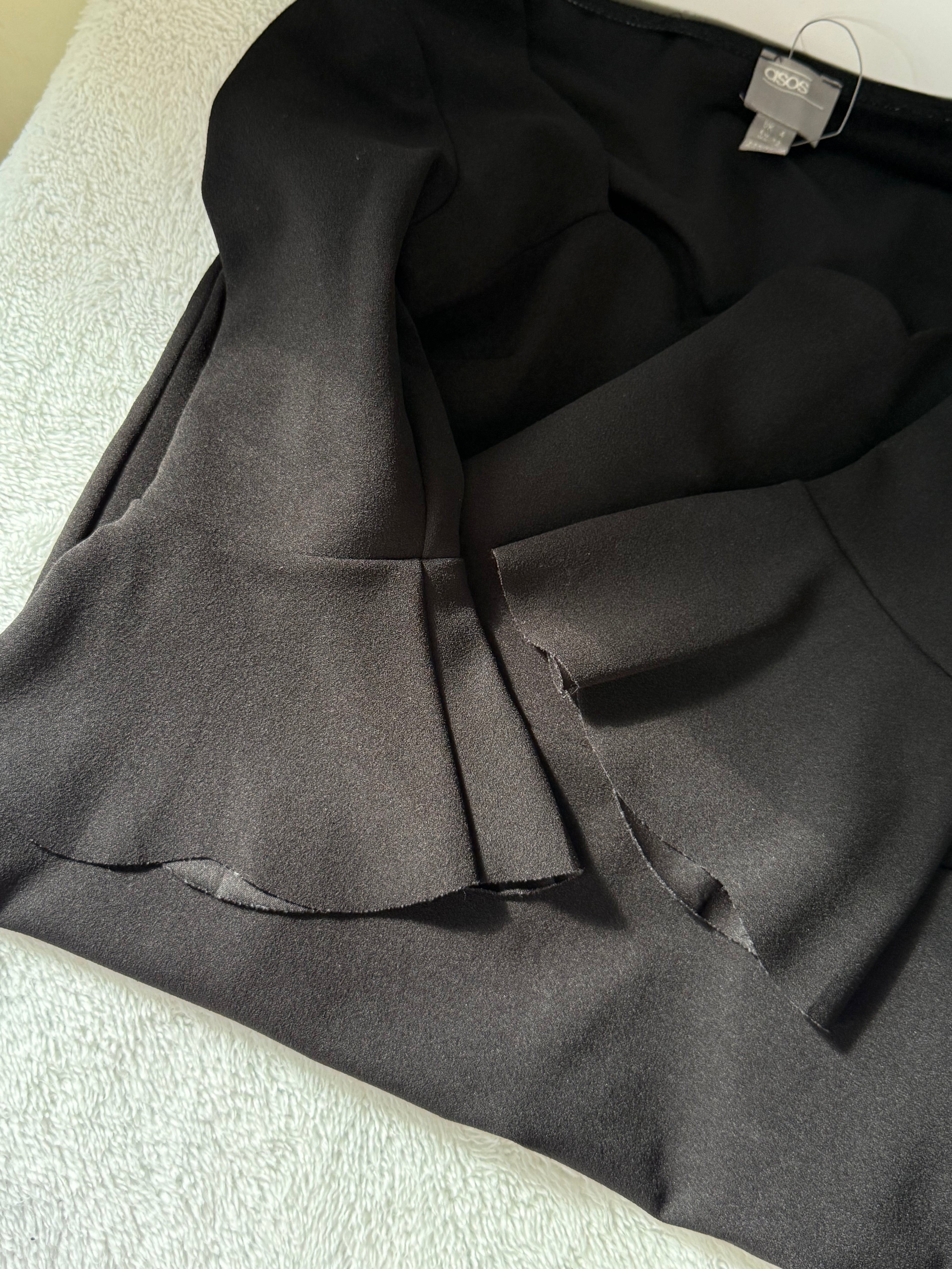 ASOS Black Square-Neck Bell-Sleeve Midi Dress | UK 4 (Preloved)