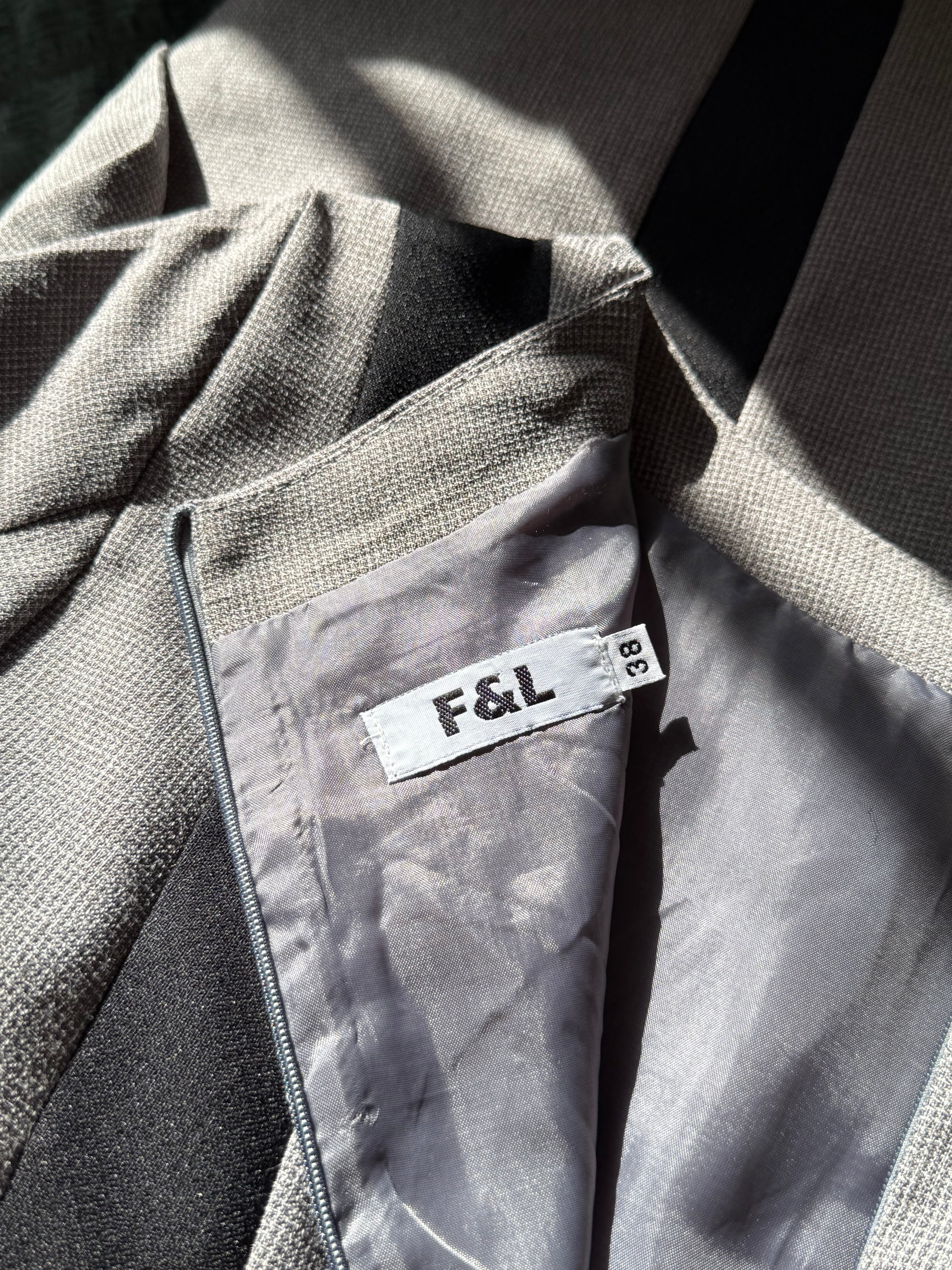 Chic Preloved F&L Dress - Timeless Style (Medium)