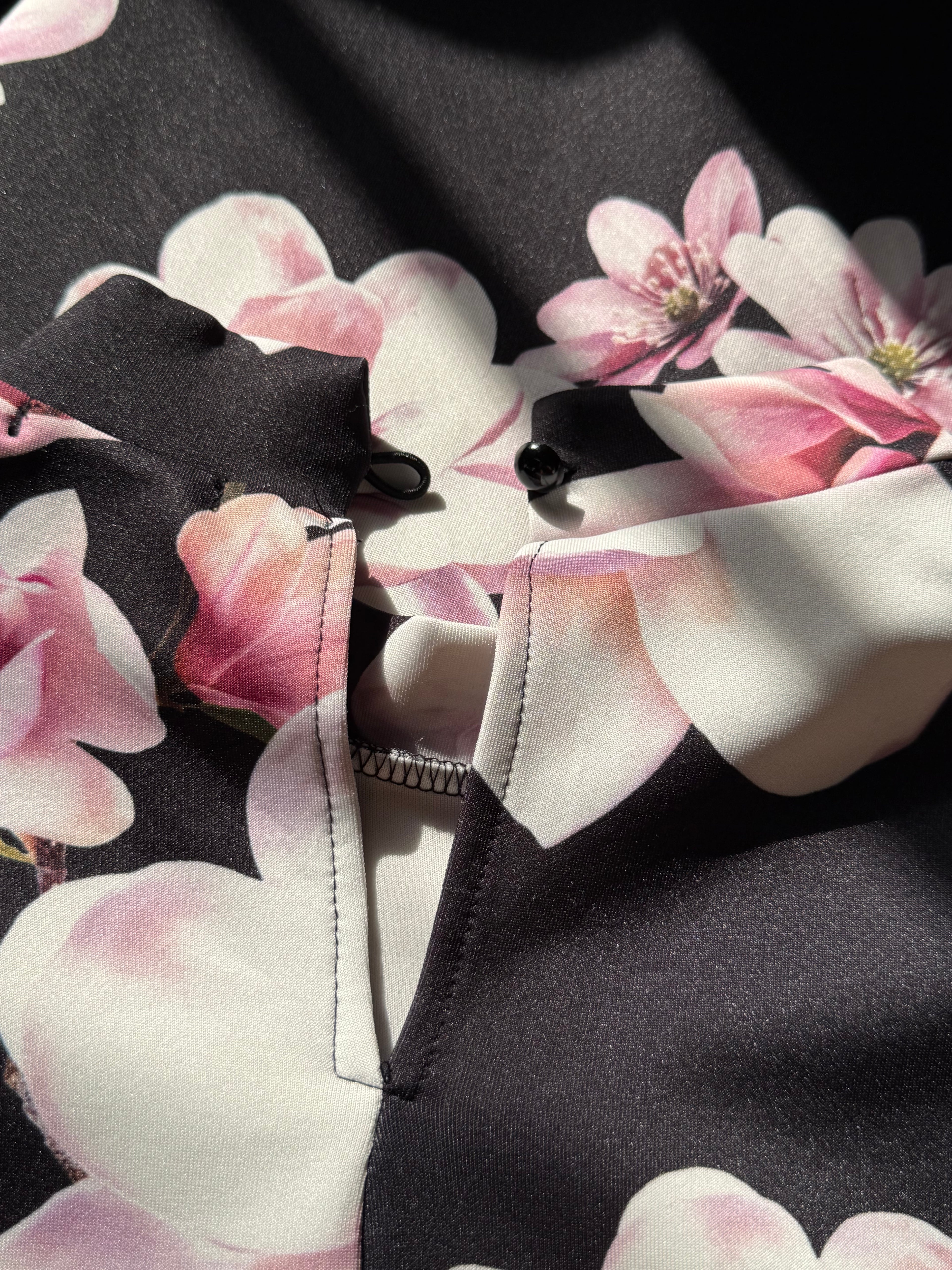 Elegant Preloved BOOHOO Floral Midi Dress - UK 8 for 25 AED!