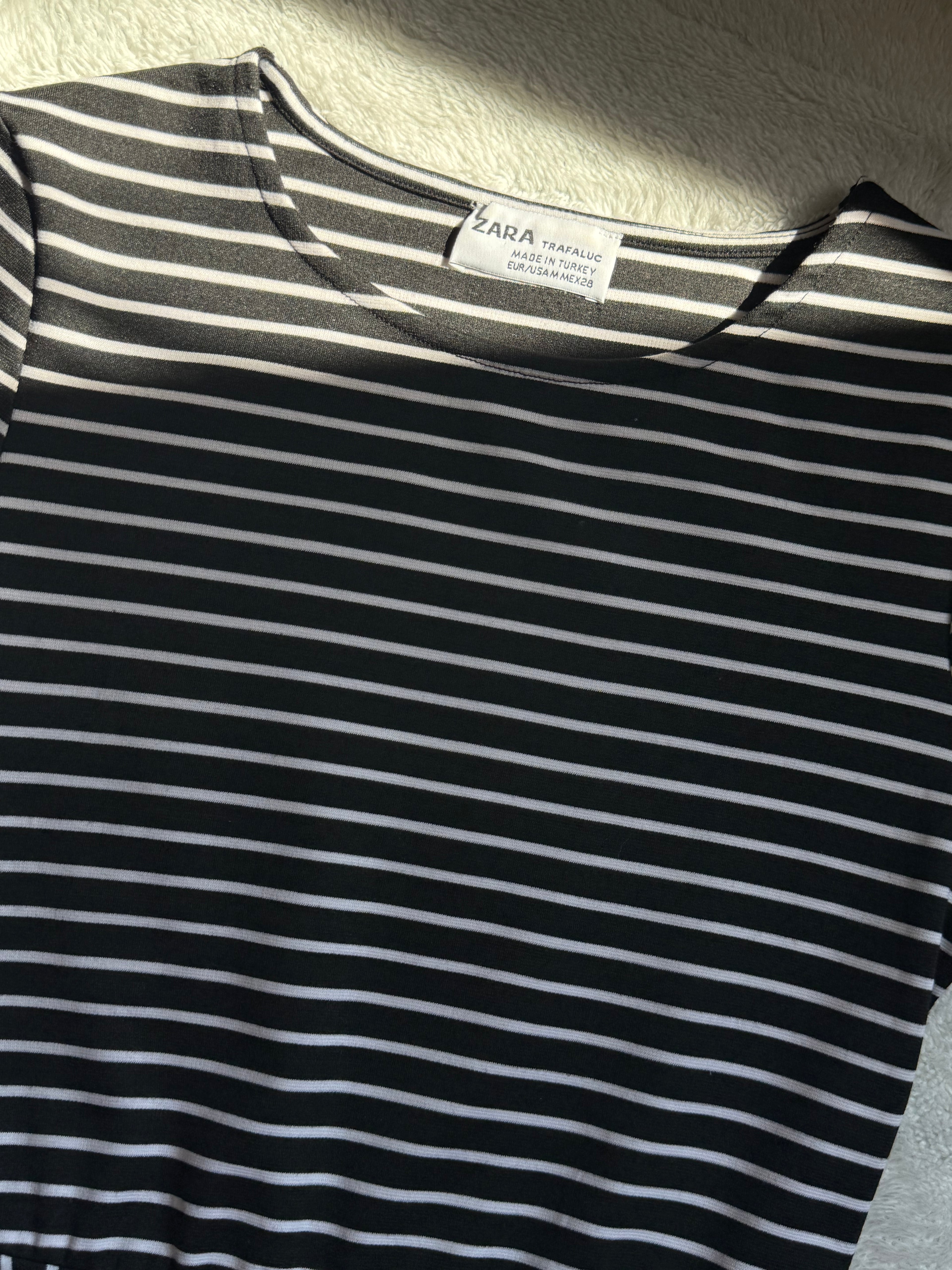 🚀 Trendy Chic: ZARA TRAFALUC Striped Dress (Size M)