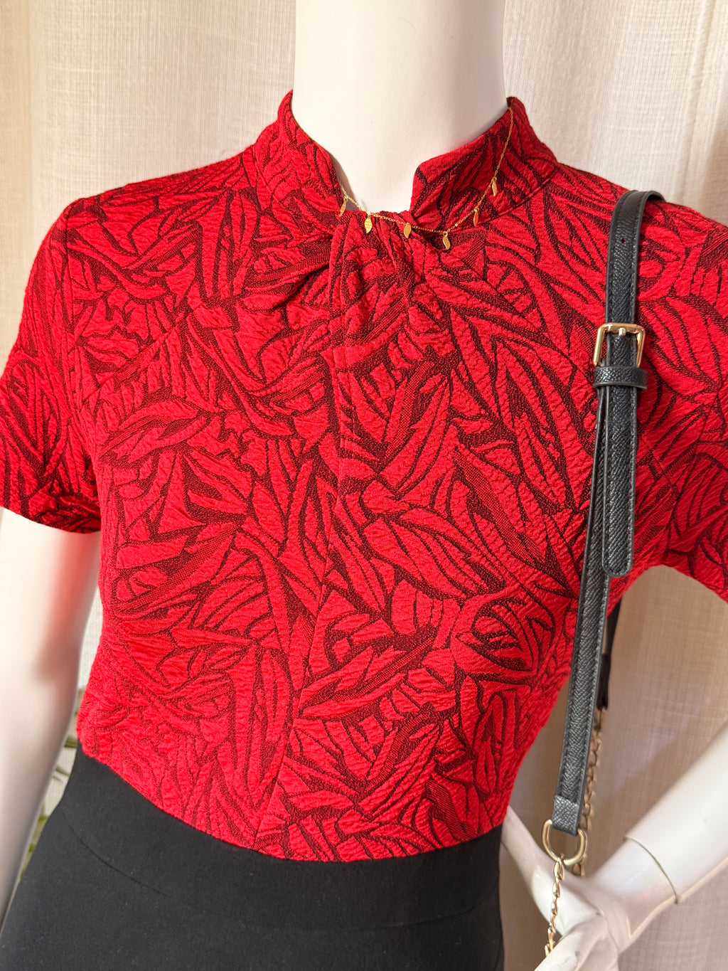 Homeyee Red & Black Jacquard Pencil Midi Dress – Size M | Elegant Work & Occasion Dress