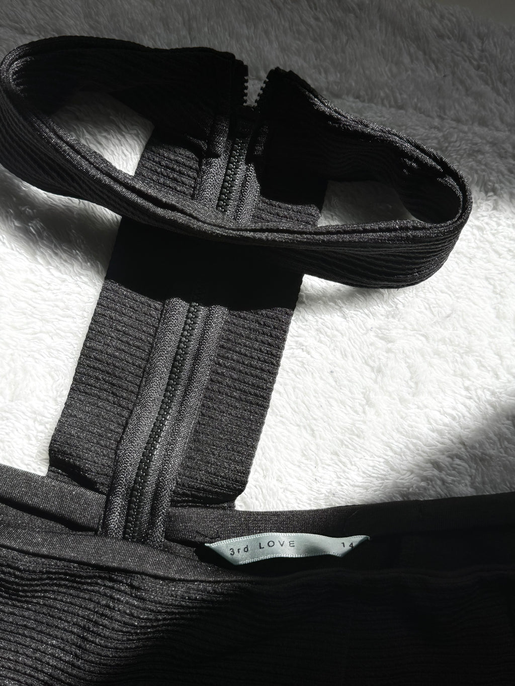 🌟 Chic Comfort: 3RD LOVE Preloved Off-Shoulder Dress