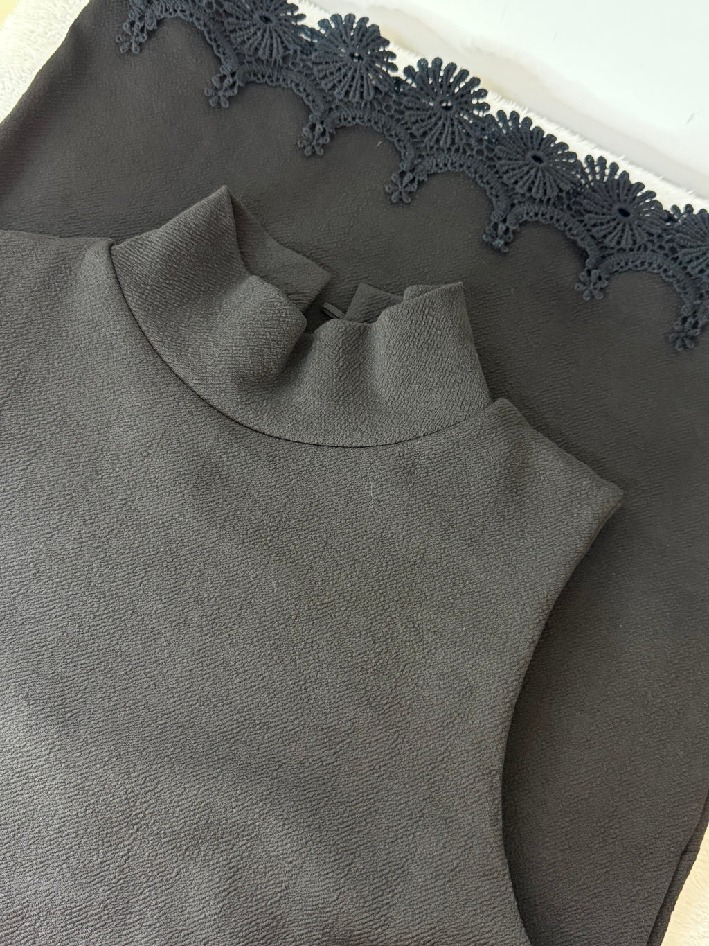 Black High-Neck Layered Lace-Trim Dress | UK 6 (Preloved)