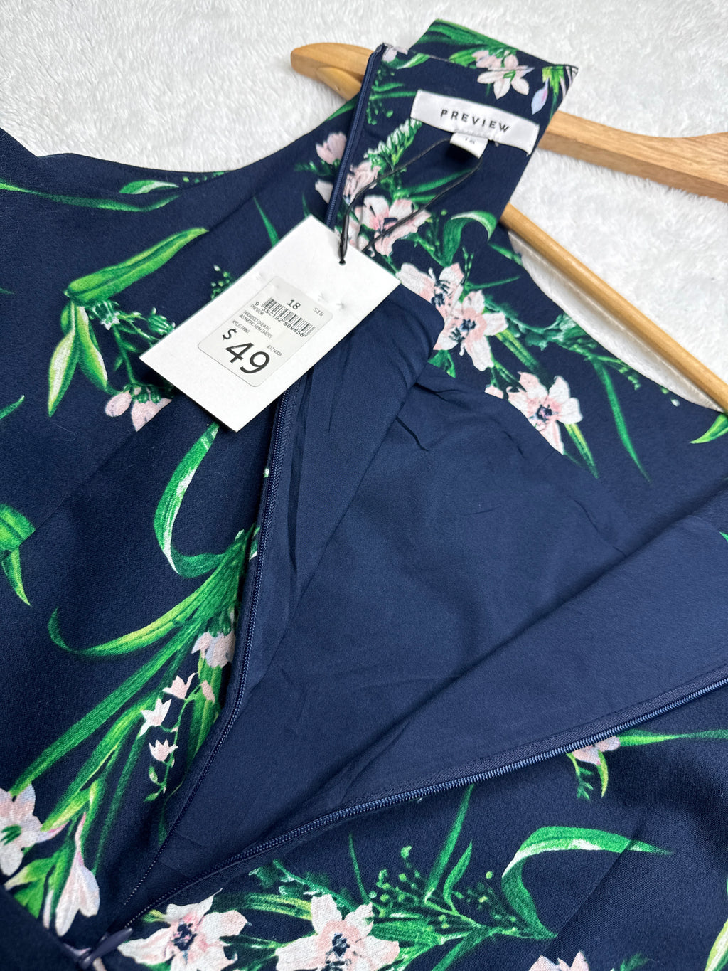 Chic Navy Floral Sleeveless Dress with Belt