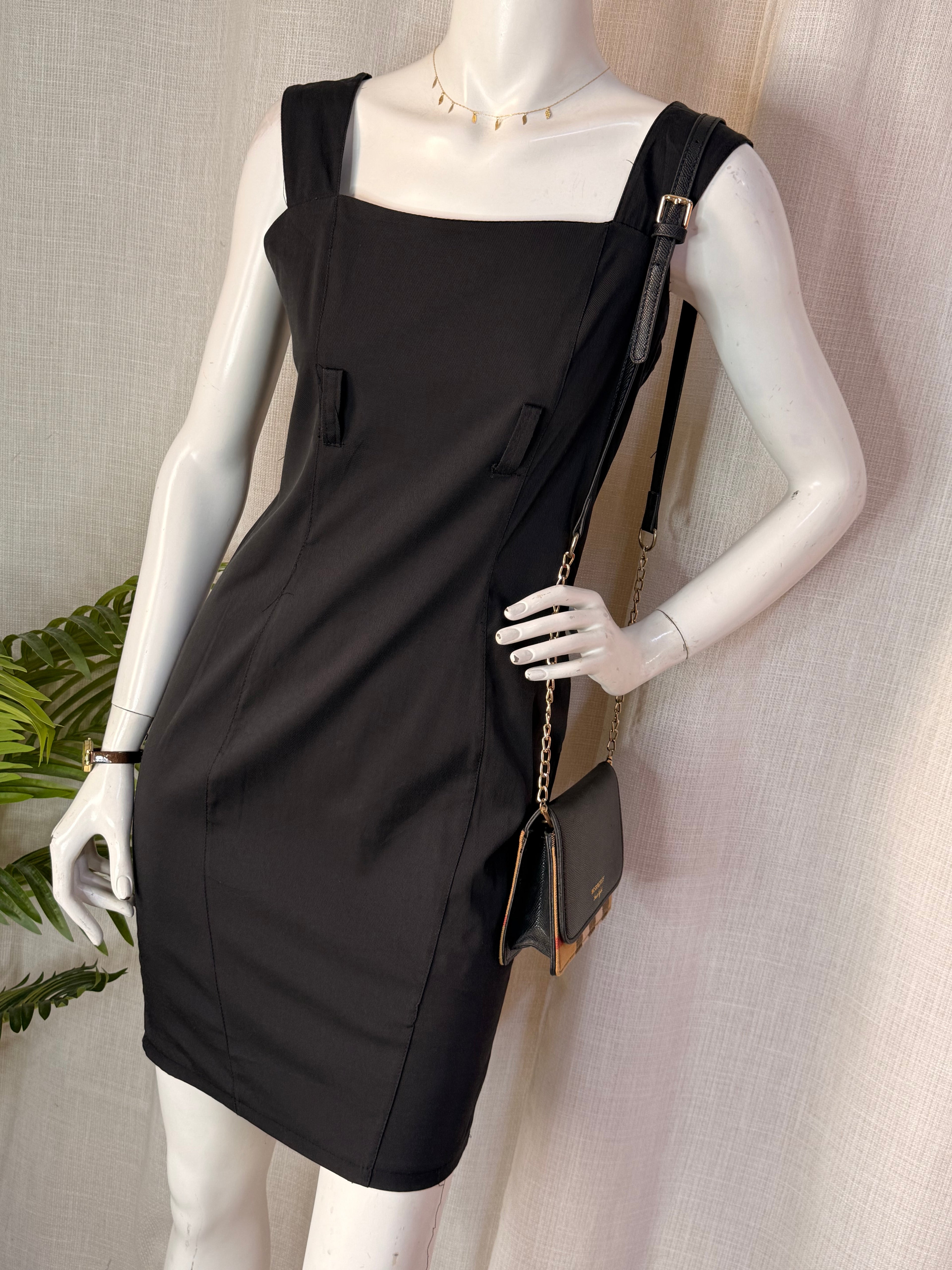 Black Square Neck Bodycon Mini Dress – LARGE | Classic Cocktail & Party Dress