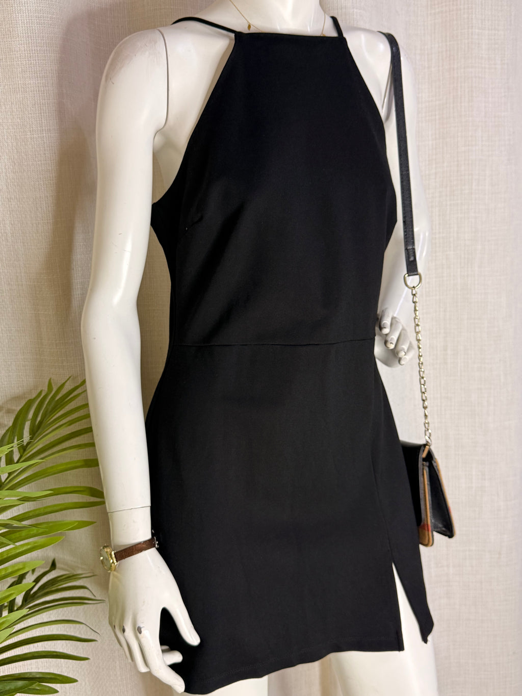 STRADIVARIUS High-Neck Halter Mini Dress with Front Slit - Sleek Black (Size XL / Fits Medium-Large)