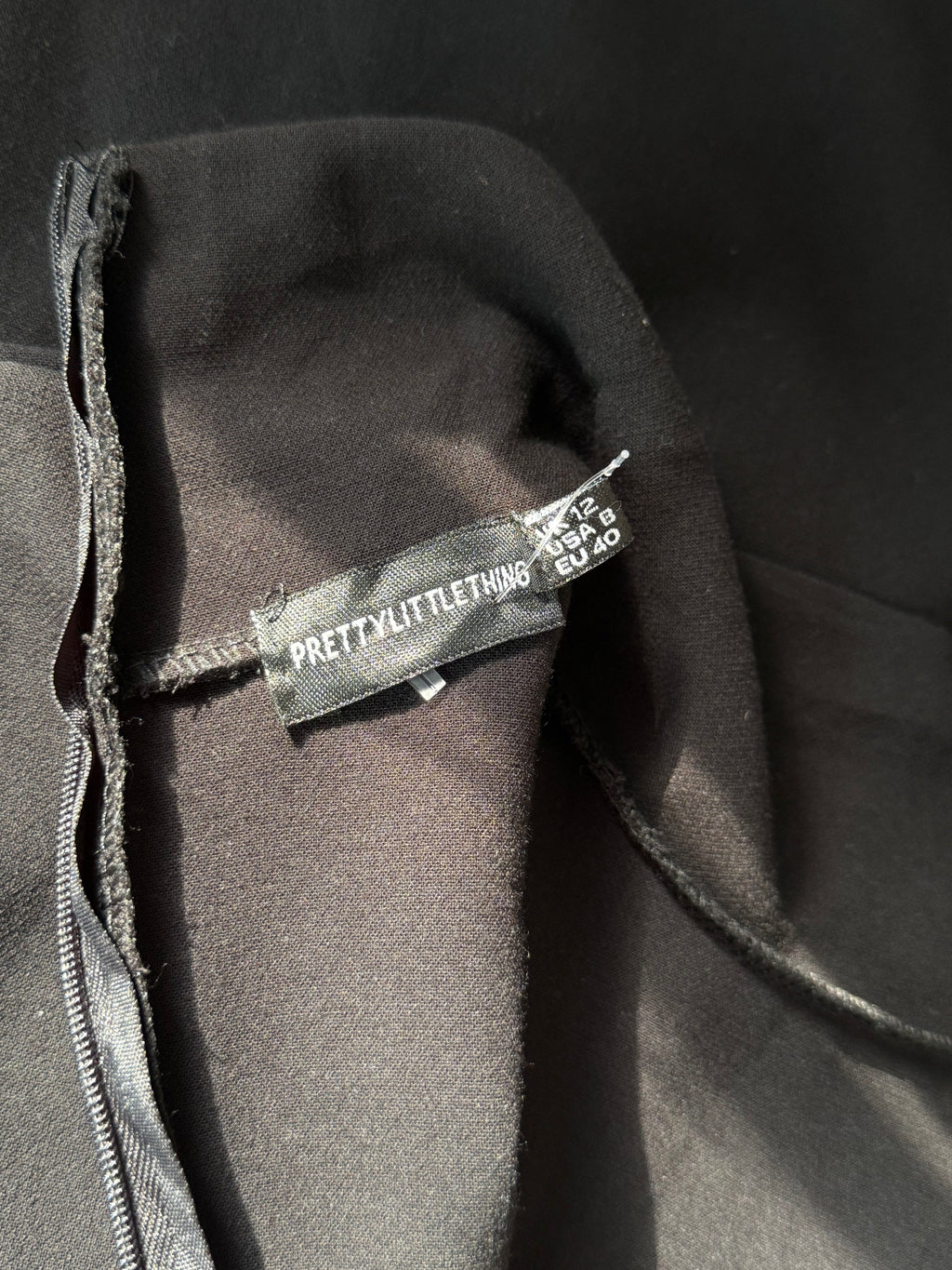 PrettyLittleThing Black High-Neck Tie-Waist Dress | UK 10 (Preloved)