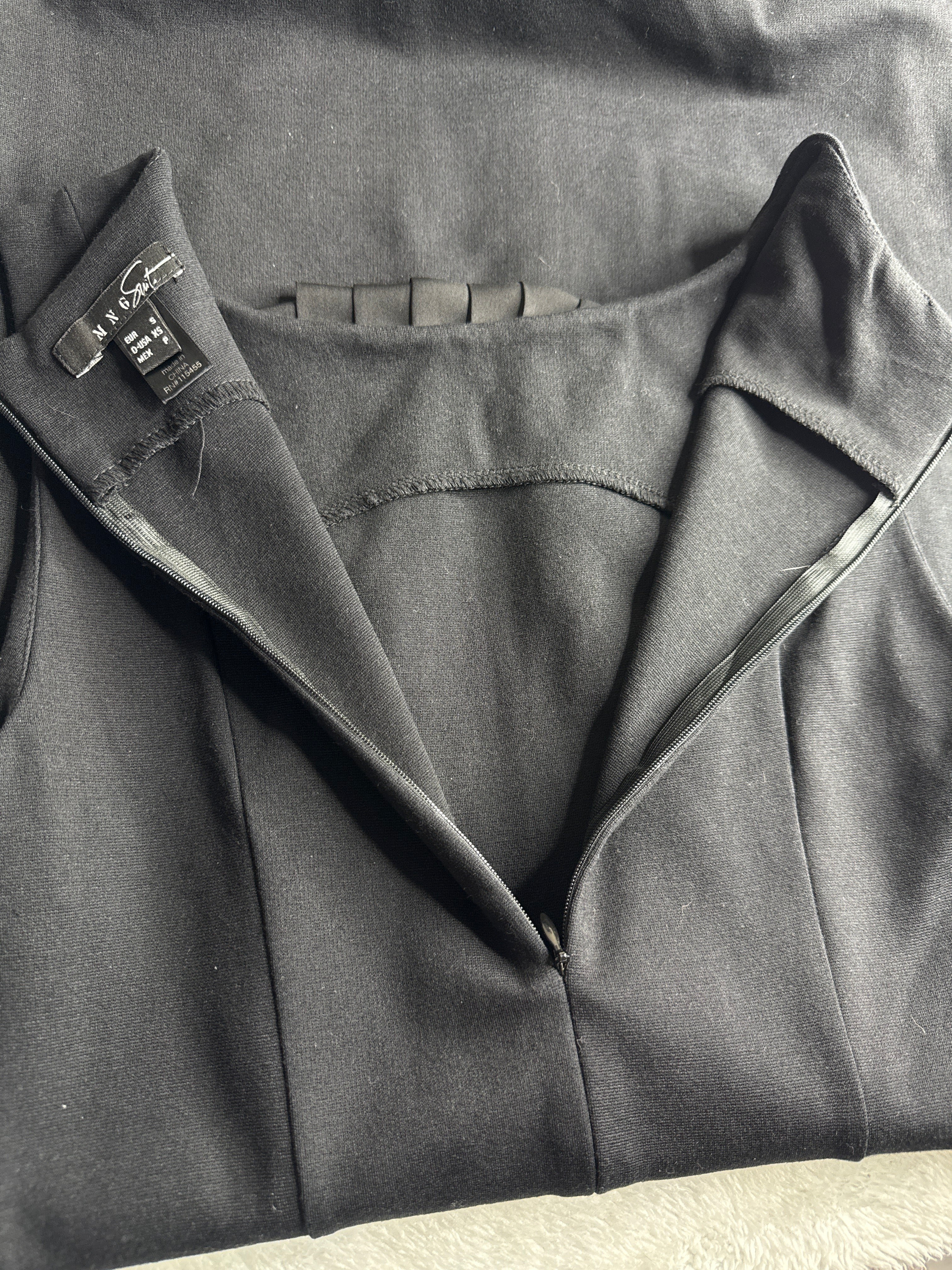 Mango Black Sleeveless Mini Dress (Small)