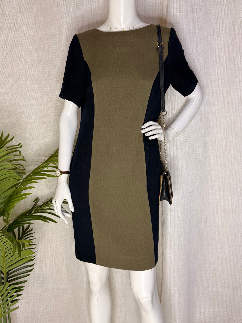 PAPAYA Color-Block Shift Dress - Khaki Green & Black (Size UK 14 / Large)