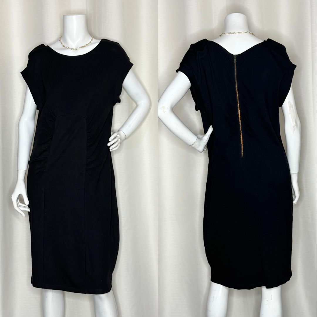 Relaxed Black Mini Dress with Gold Zipper (14 / XL)