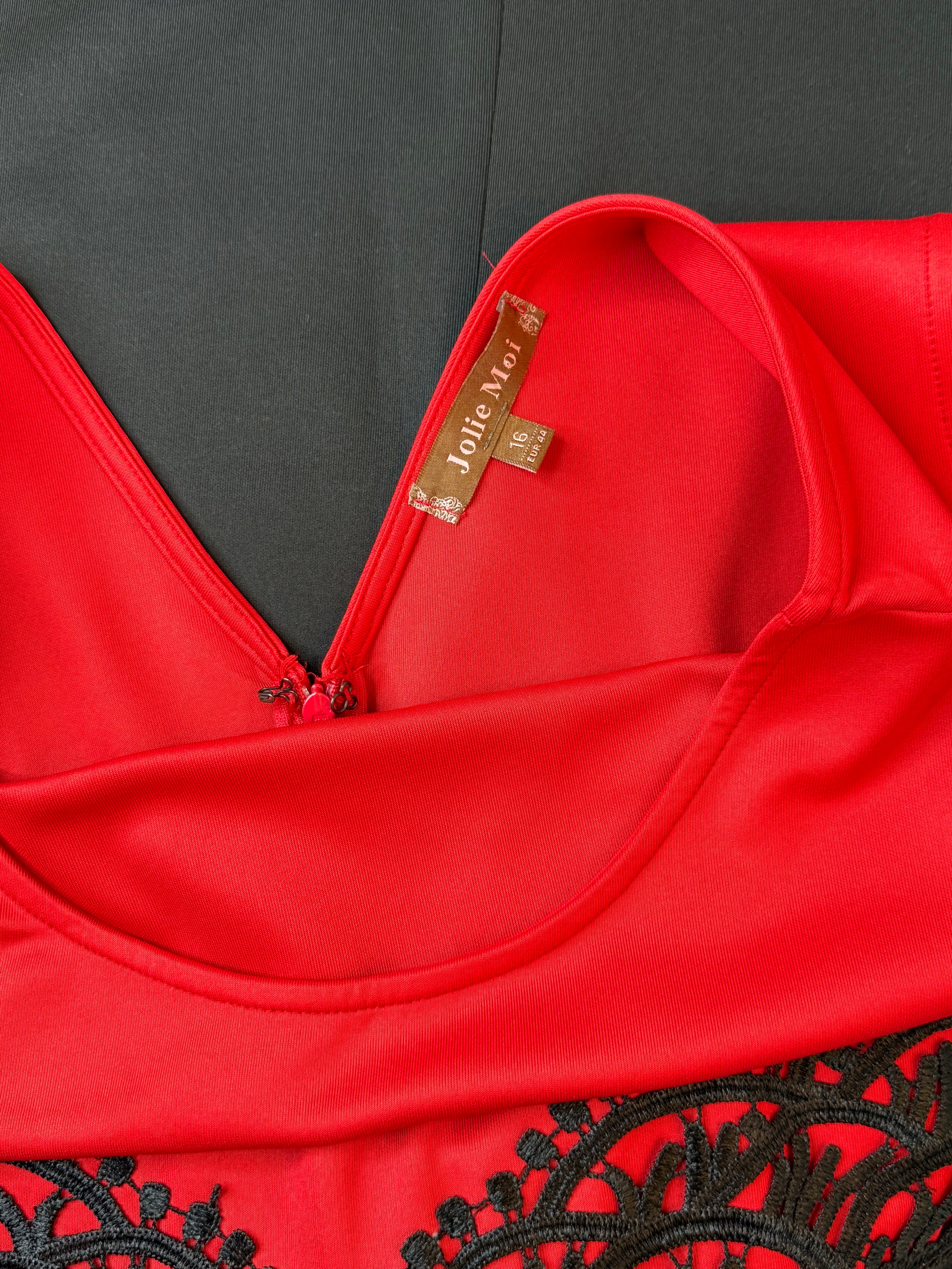 Jolie Moi Black & Red Lace Peplum Dress | UK 16