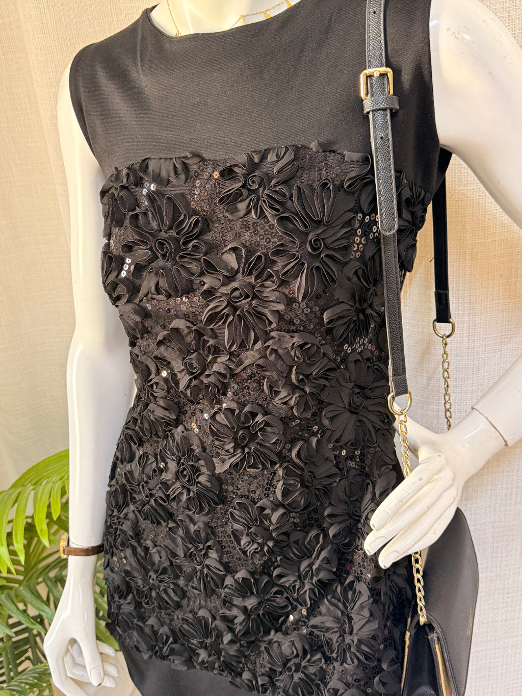 Italian Floral Appliqué Sequin Mini Dress – Size Large / UK 14