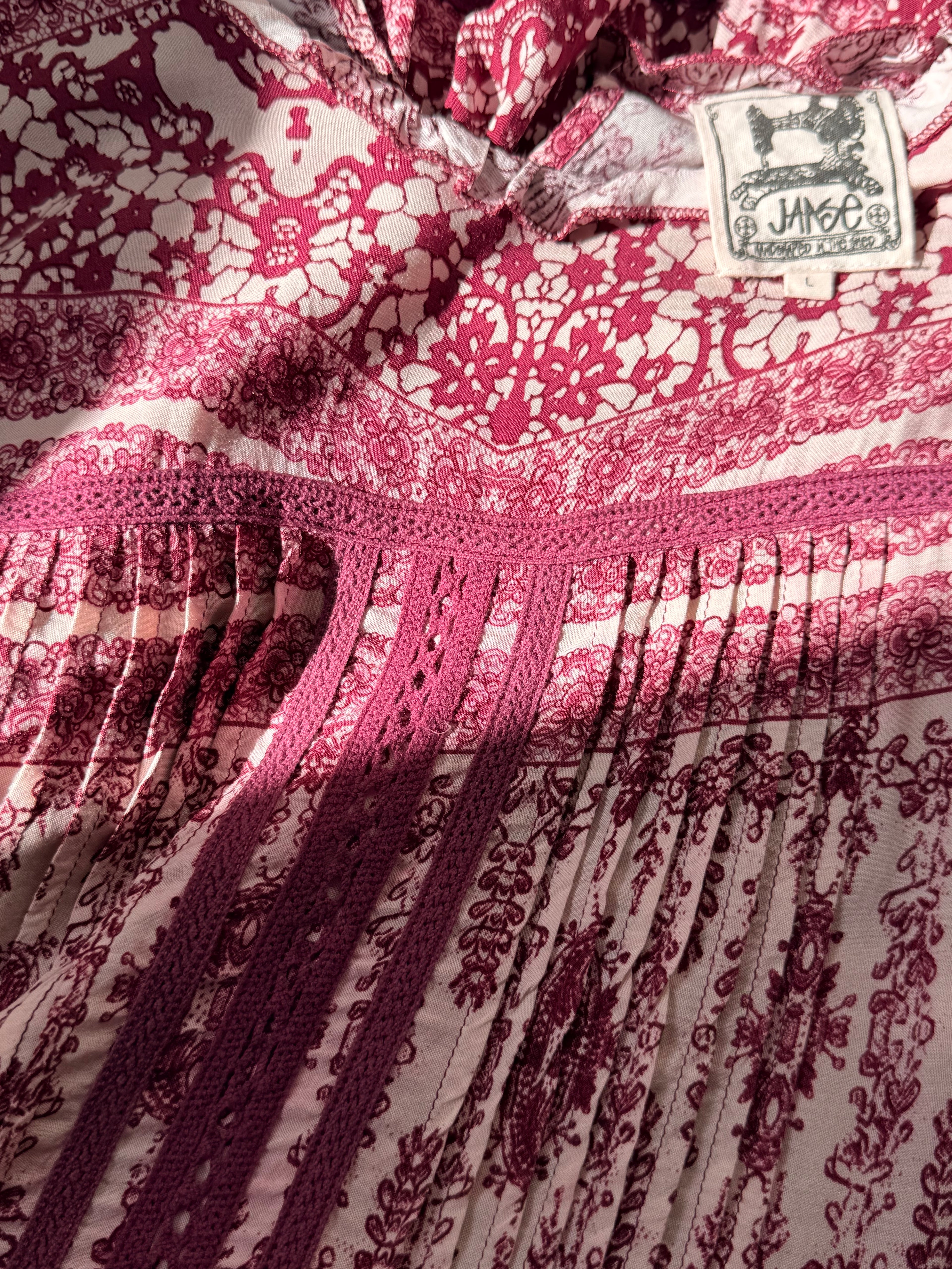 Janse Boho Tiered Mini Dress - Berry Pink Floral with Lace Detail - Size M/L