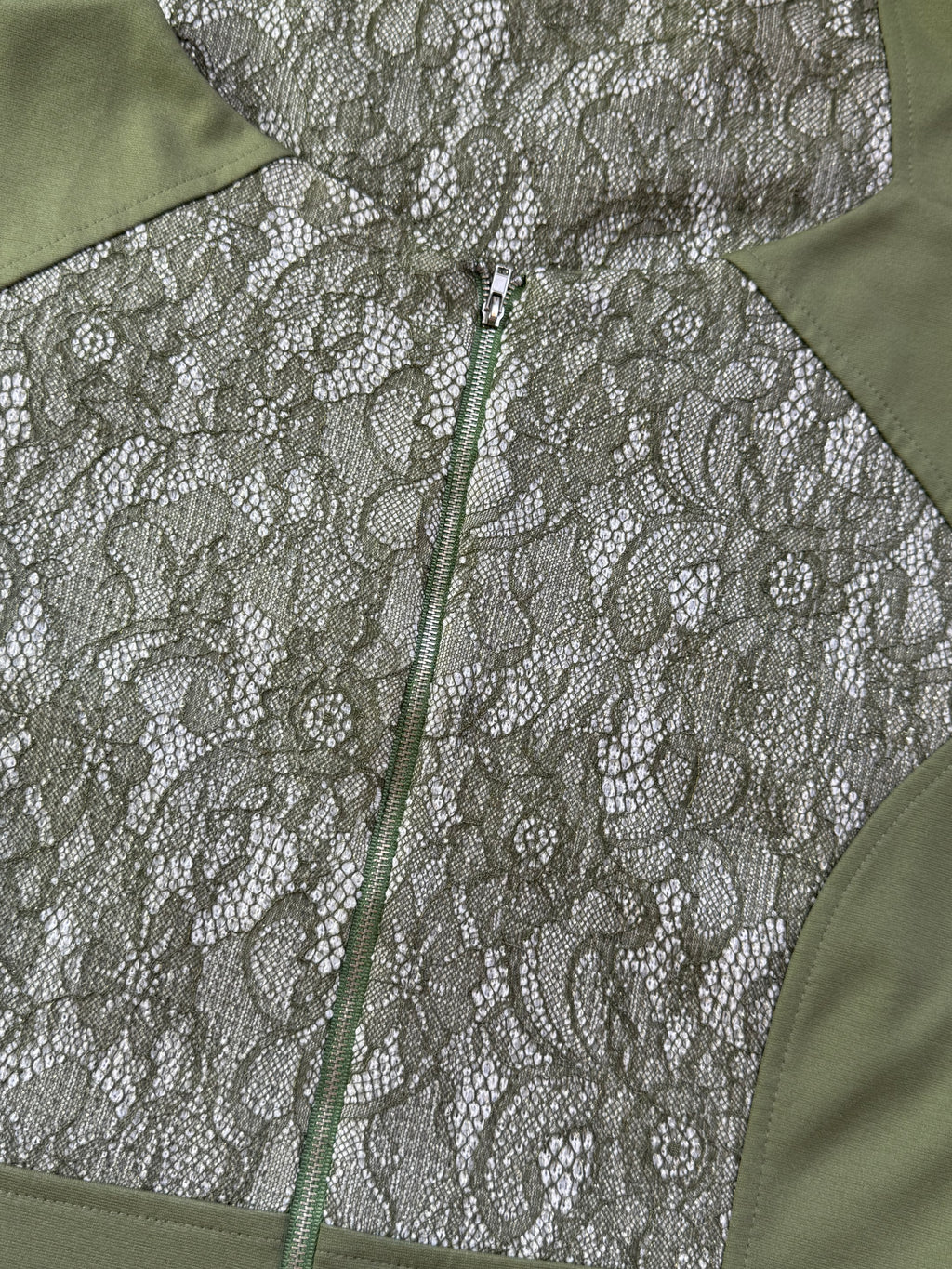 🌿 Chic Comfort: Martini Lace Panel Dress (UK 16)