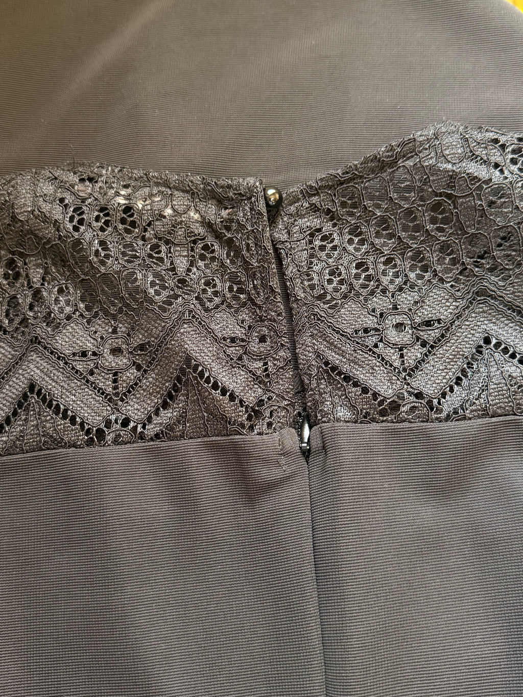 Signature Agenda Lace Yoke Dress | EUR 40