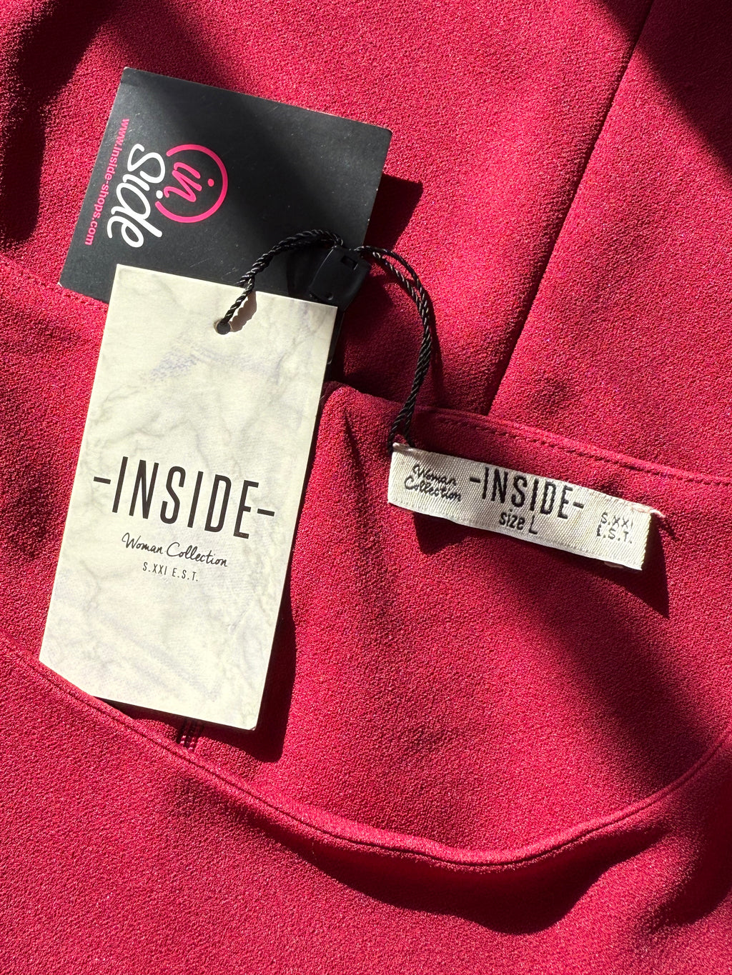 WITH TAG Distinctive Preloved INSIDE Dress with Sleeve Detail - Large, 40 AED!