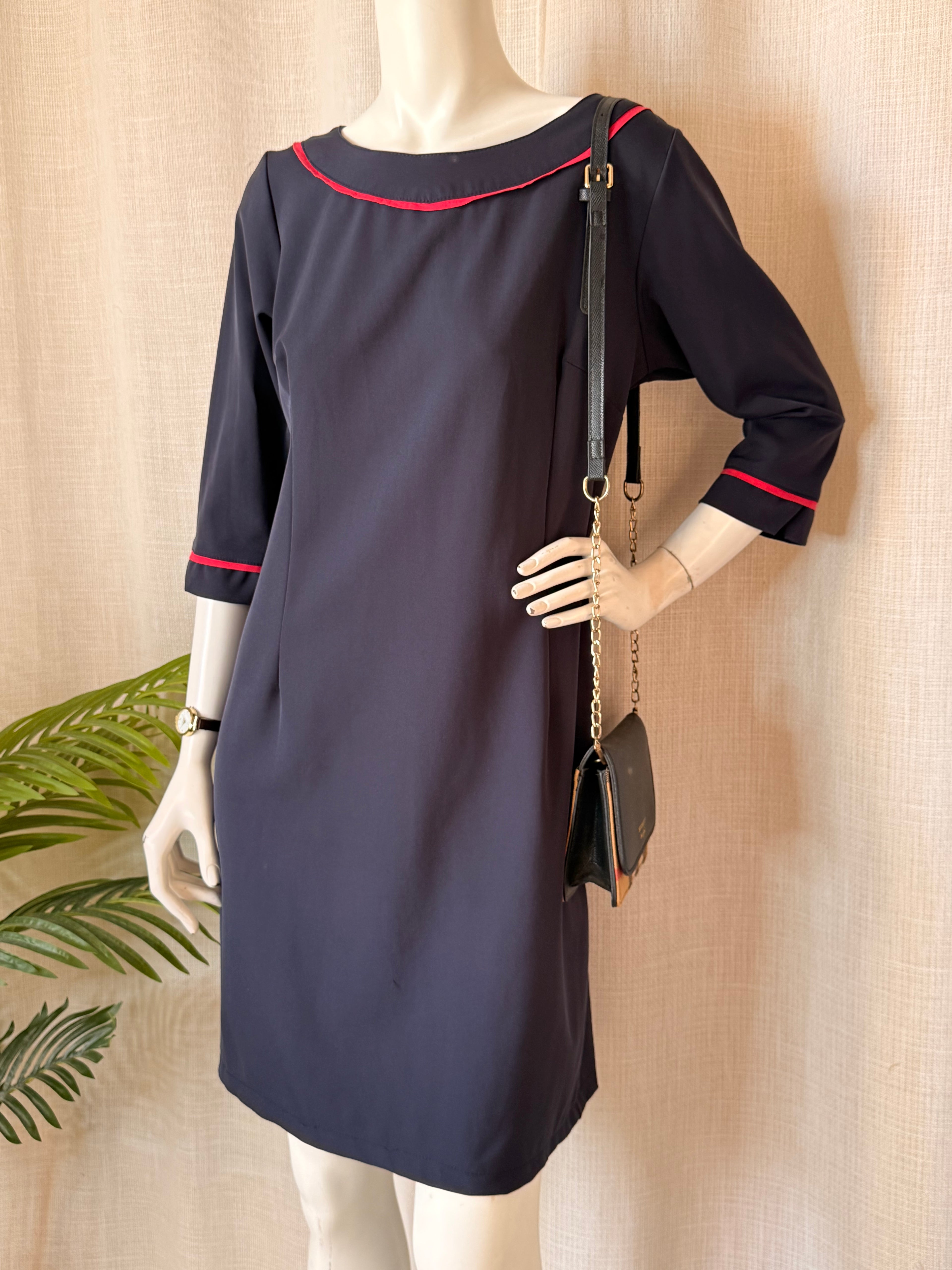 Avangard Navy Blue Boat-Neck Shift Dress with Red Piping – Size L/XL