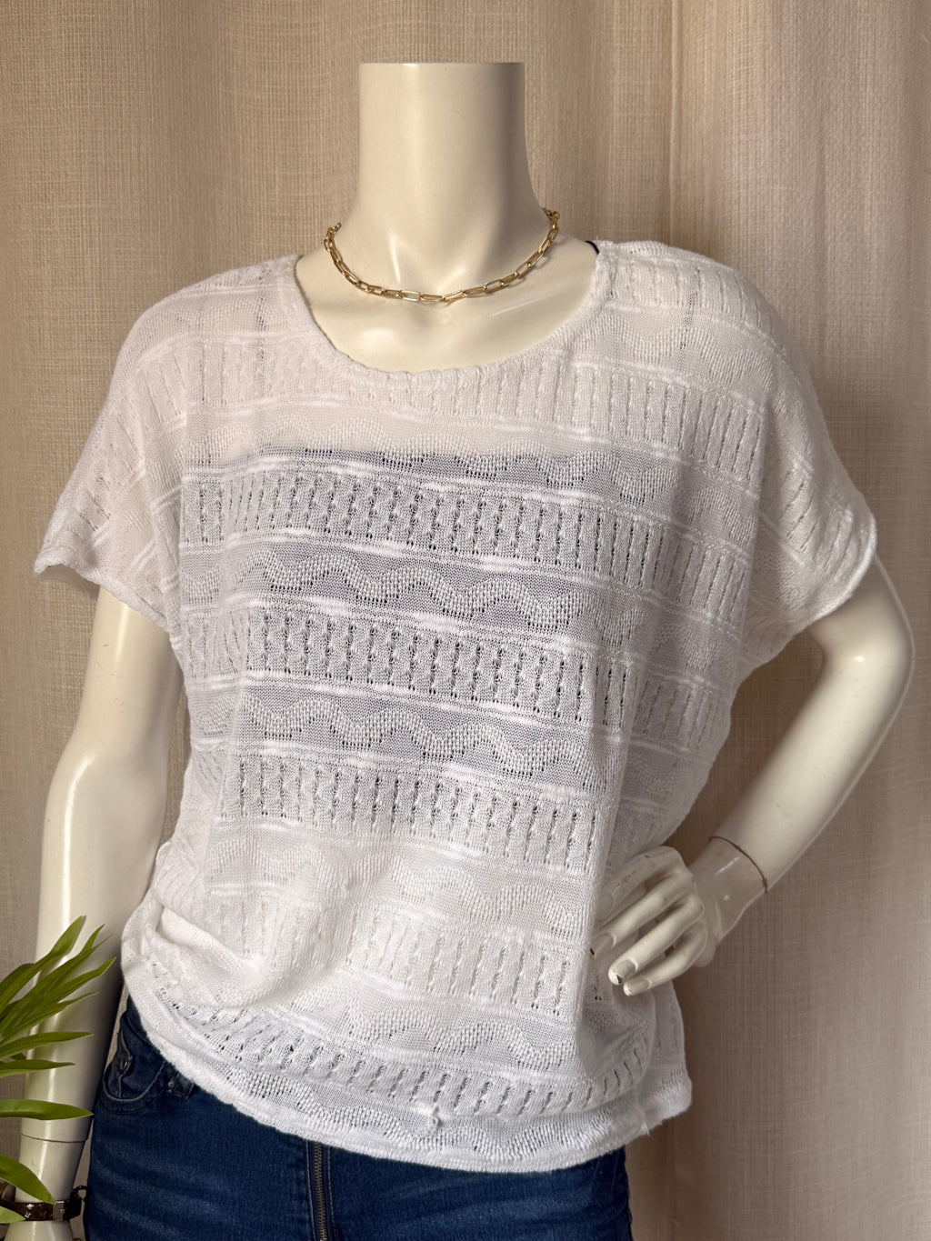 New Look White Pointelle Knit Tee | UK 6