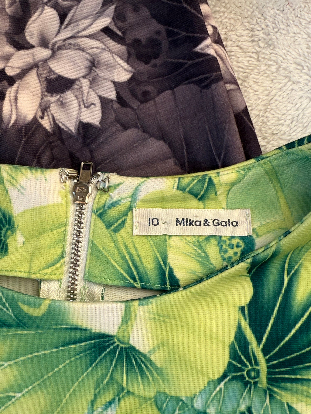 Mika & Gala Neon Floral Print Pencil Dress | UK 10