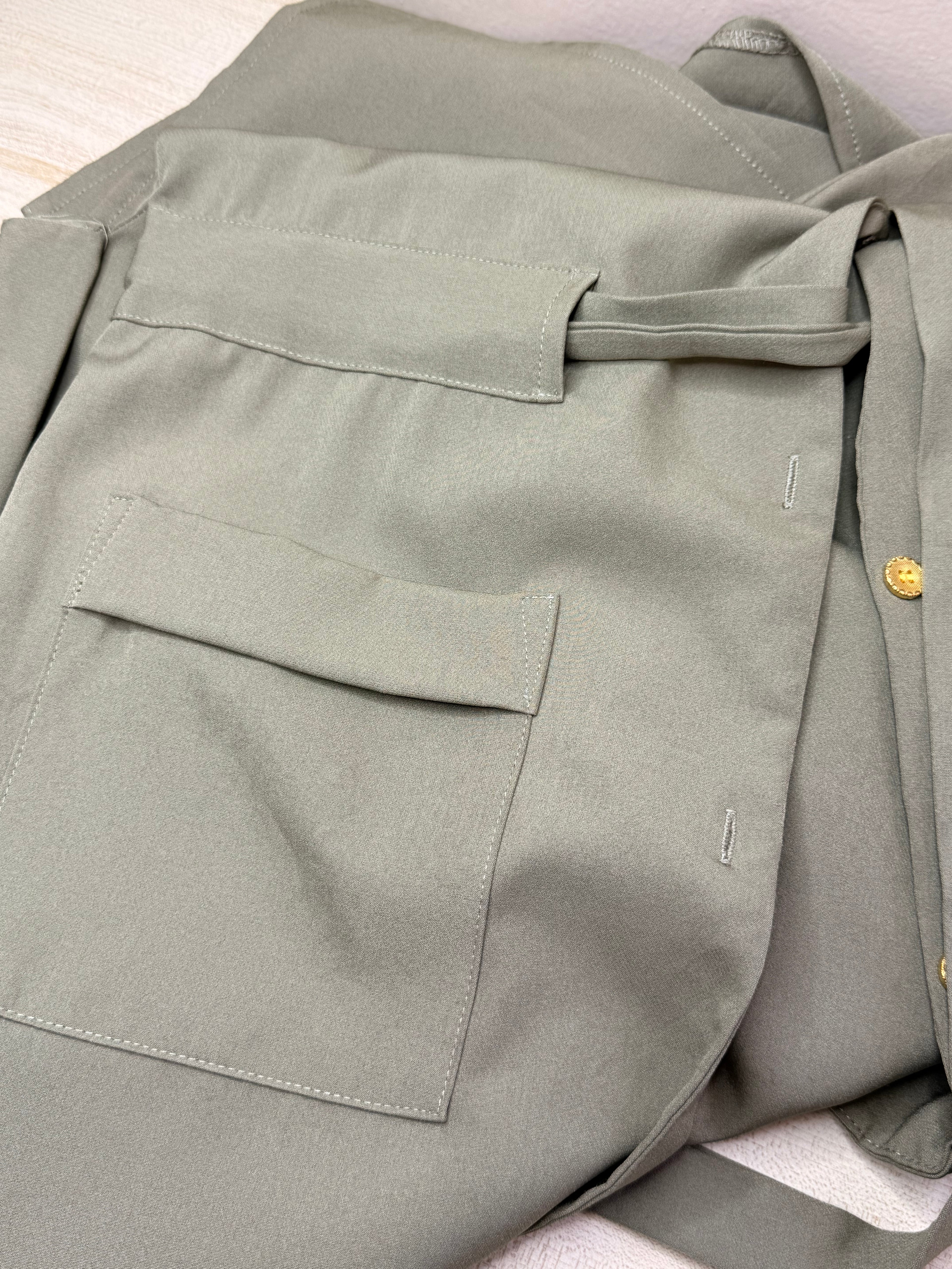 TEMT Collection Olive Green Short Sleeve Button-Down Shirt Dress (Size 8)