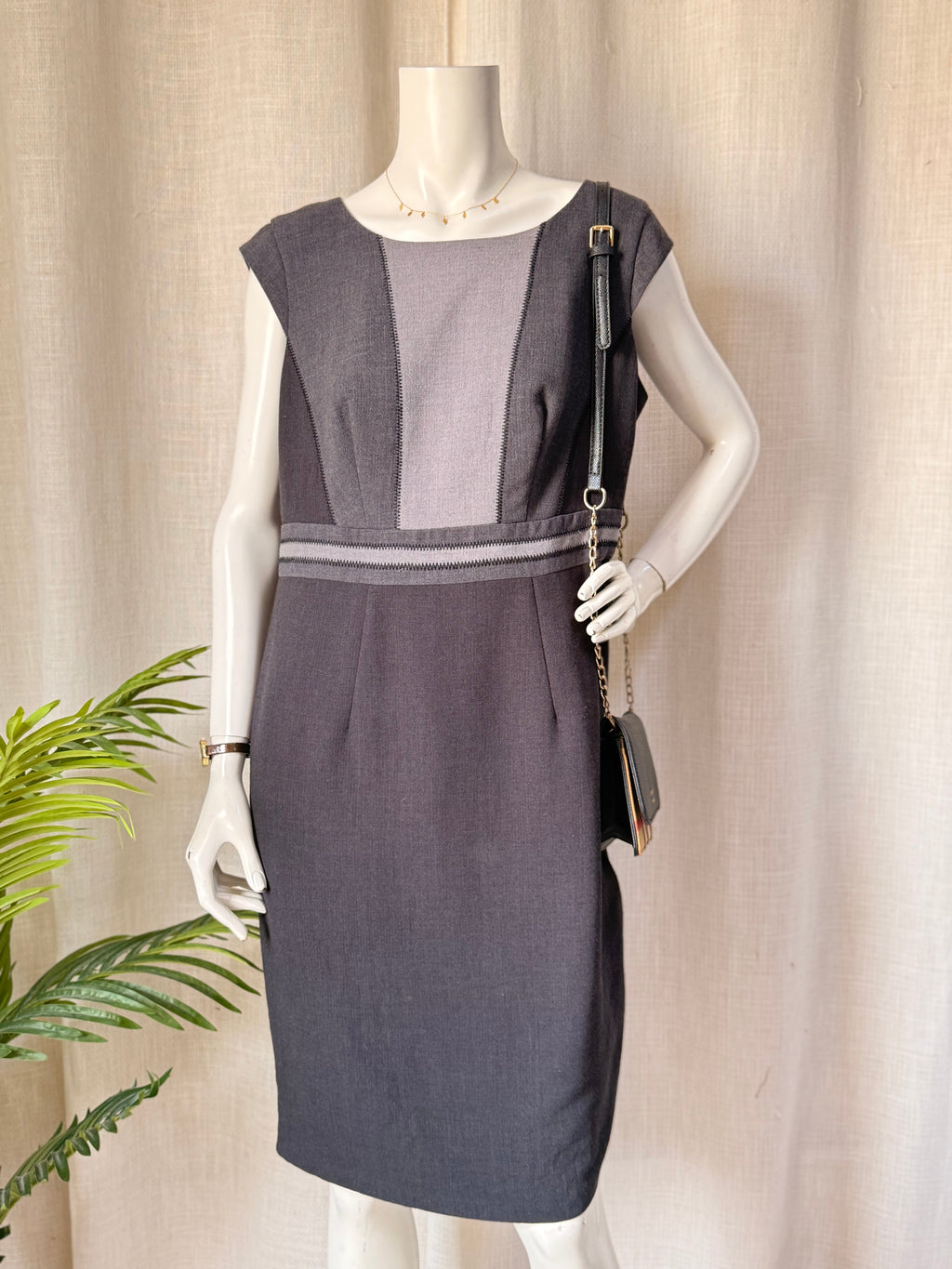 Marks & Spencer Grey Colourblock Sheath Midi Dress – UK 16 | Large | Office & Corporate Wear