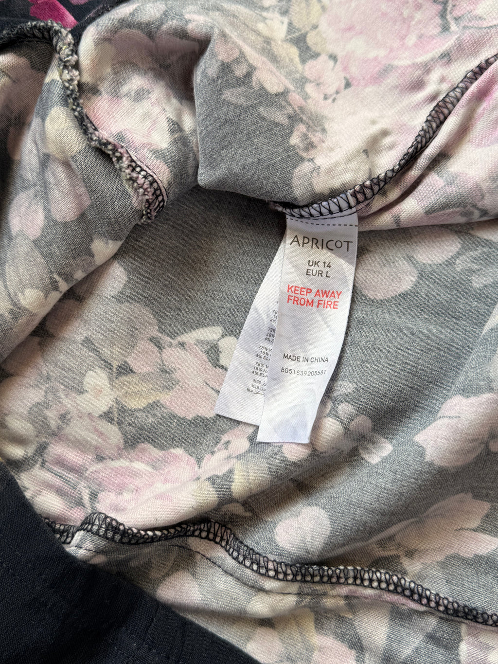 Apricot Sleeveless V-Neck Floral Midi Dress – UK 14